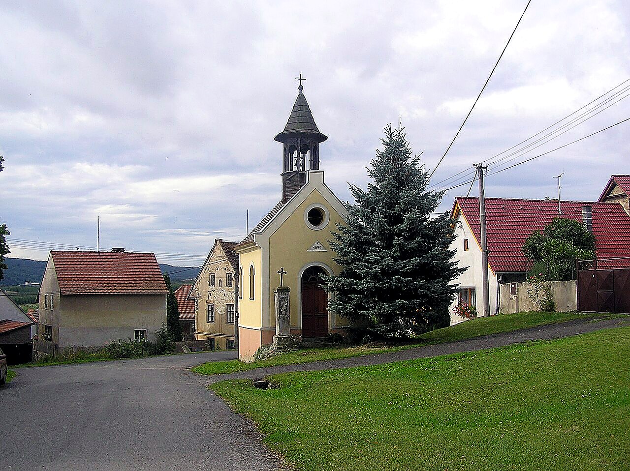 
<span>kaple svaté Anny (Divice)</span>
