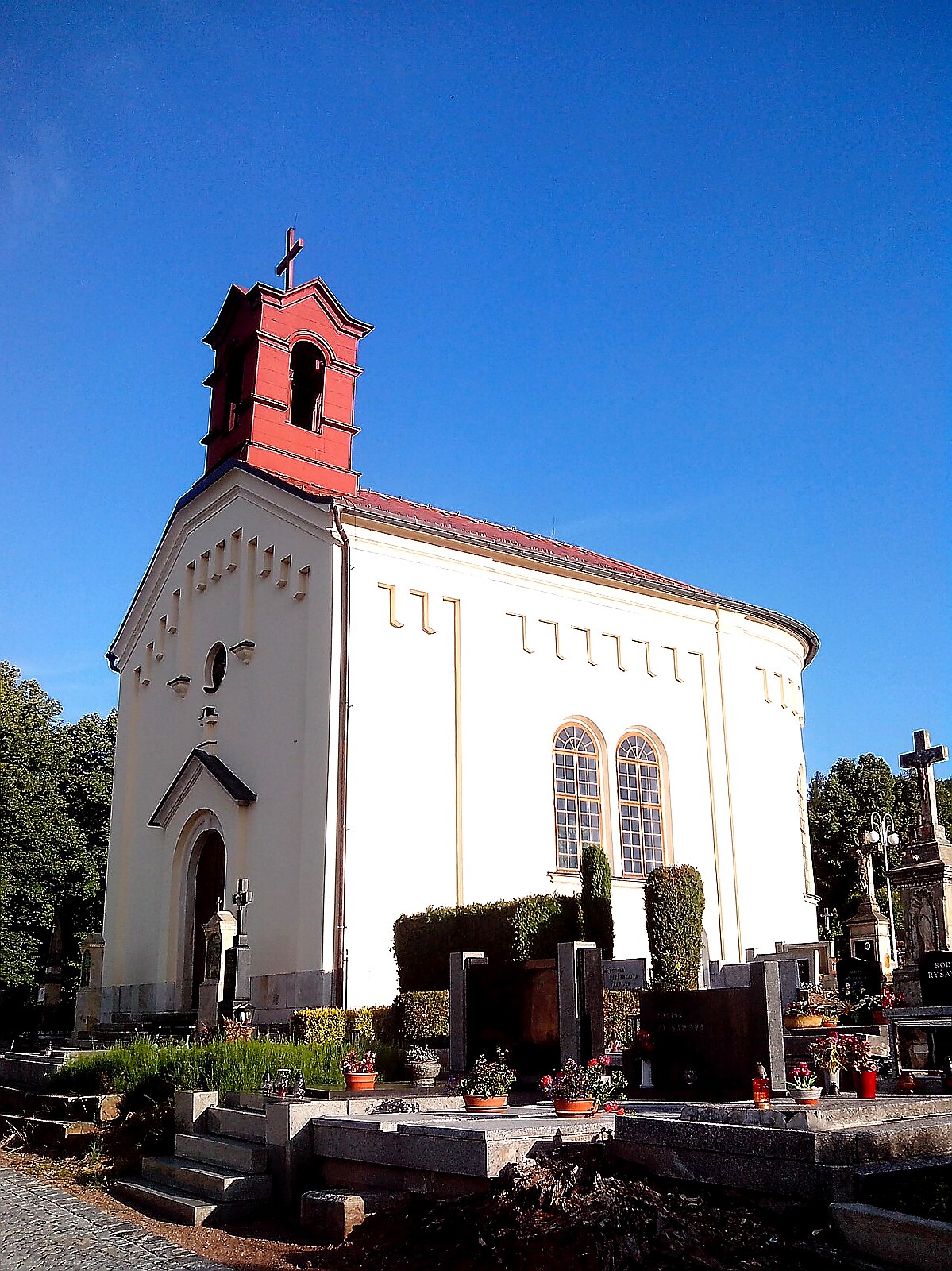 
<span>kaple svatého Cyrila a Metoděje (Červený Kostelec)</span>
