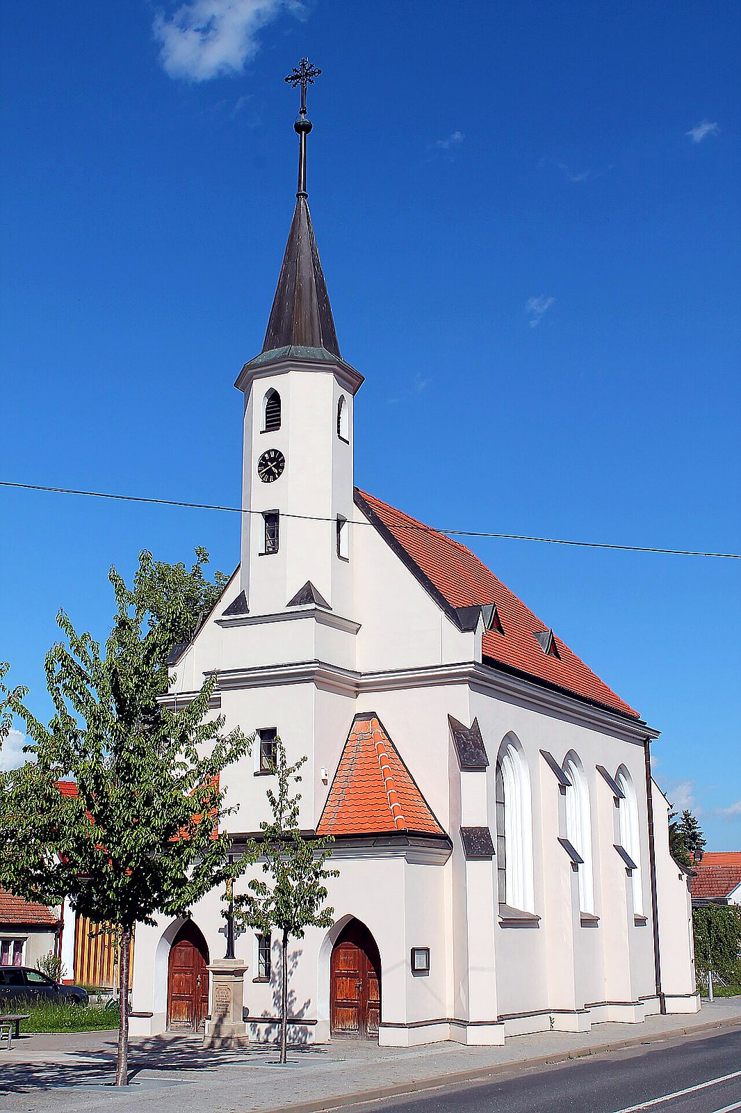 
<span>kaple svatého Jana Křtitele (Ostopovice)</span>
