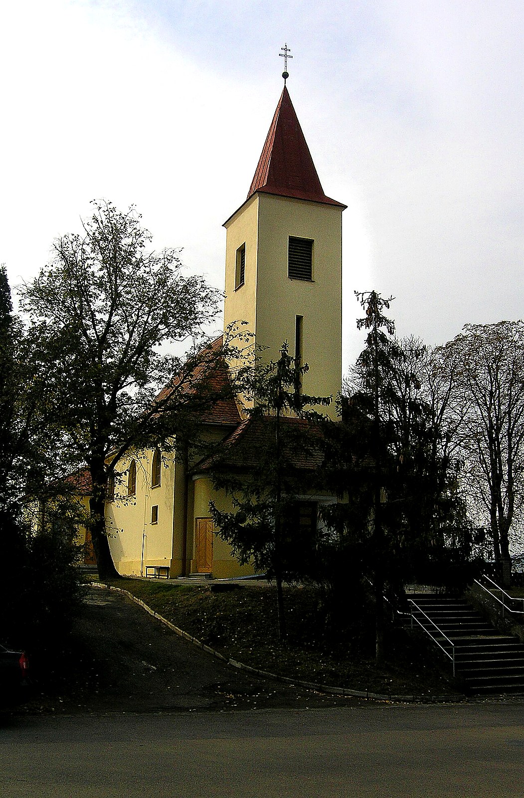 
<span>kostel Božského Srdce Páně (Terezín)</span>
