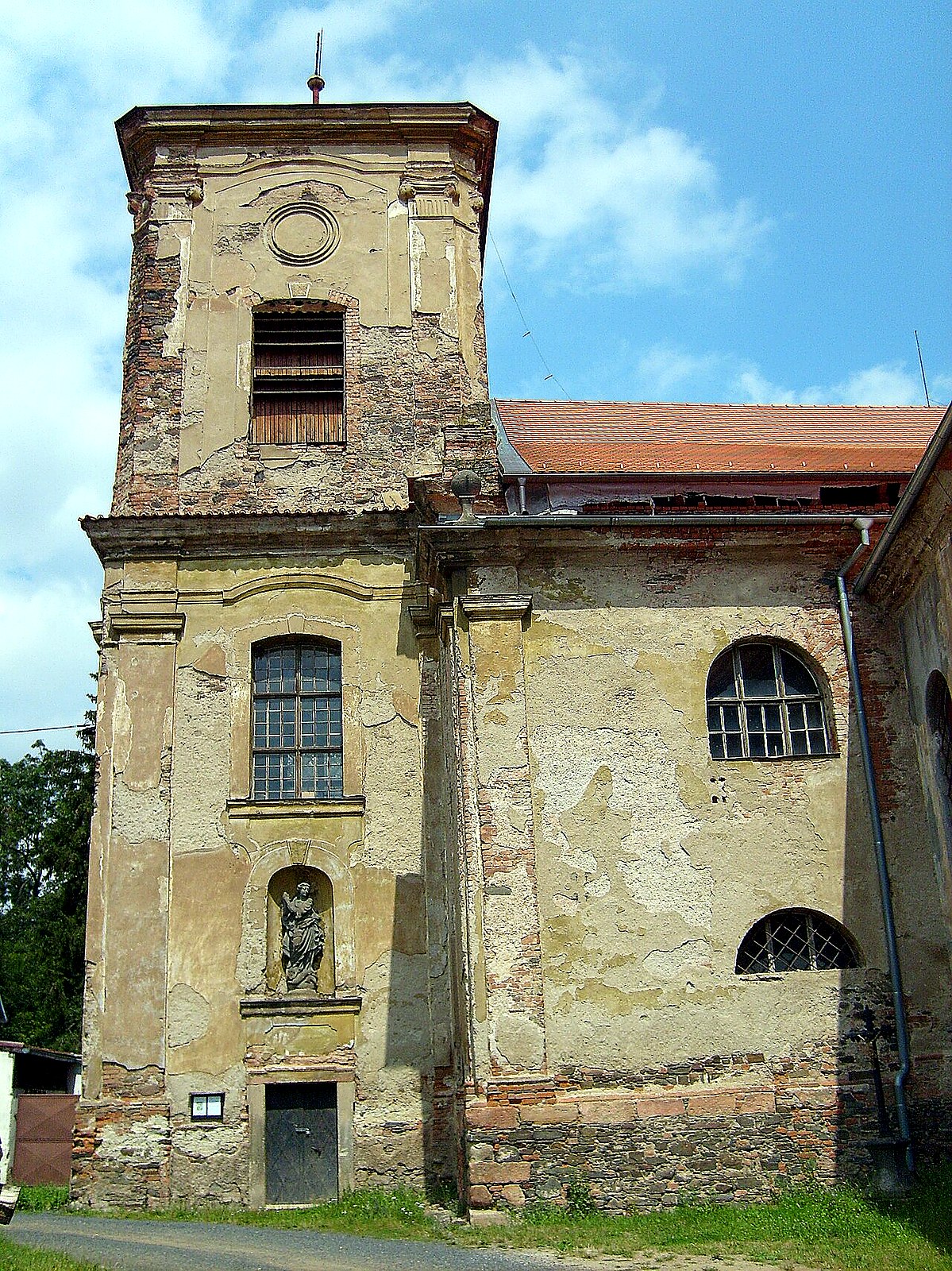 
<span>kostel Jména Panny Marie (Chyše)</span>
