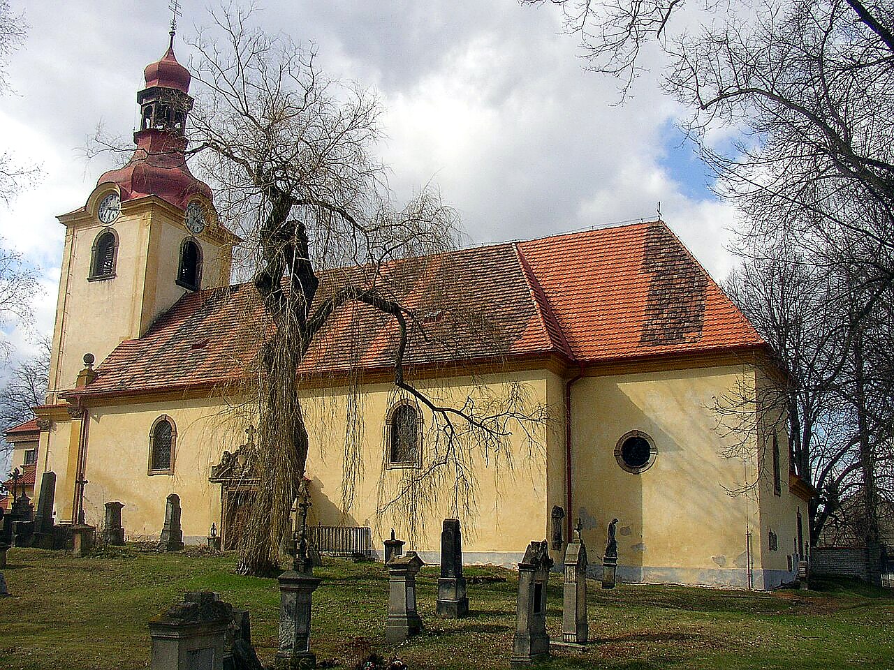 
<span>kostel Nanebevzetí Panny Marie (Družec)</span>
