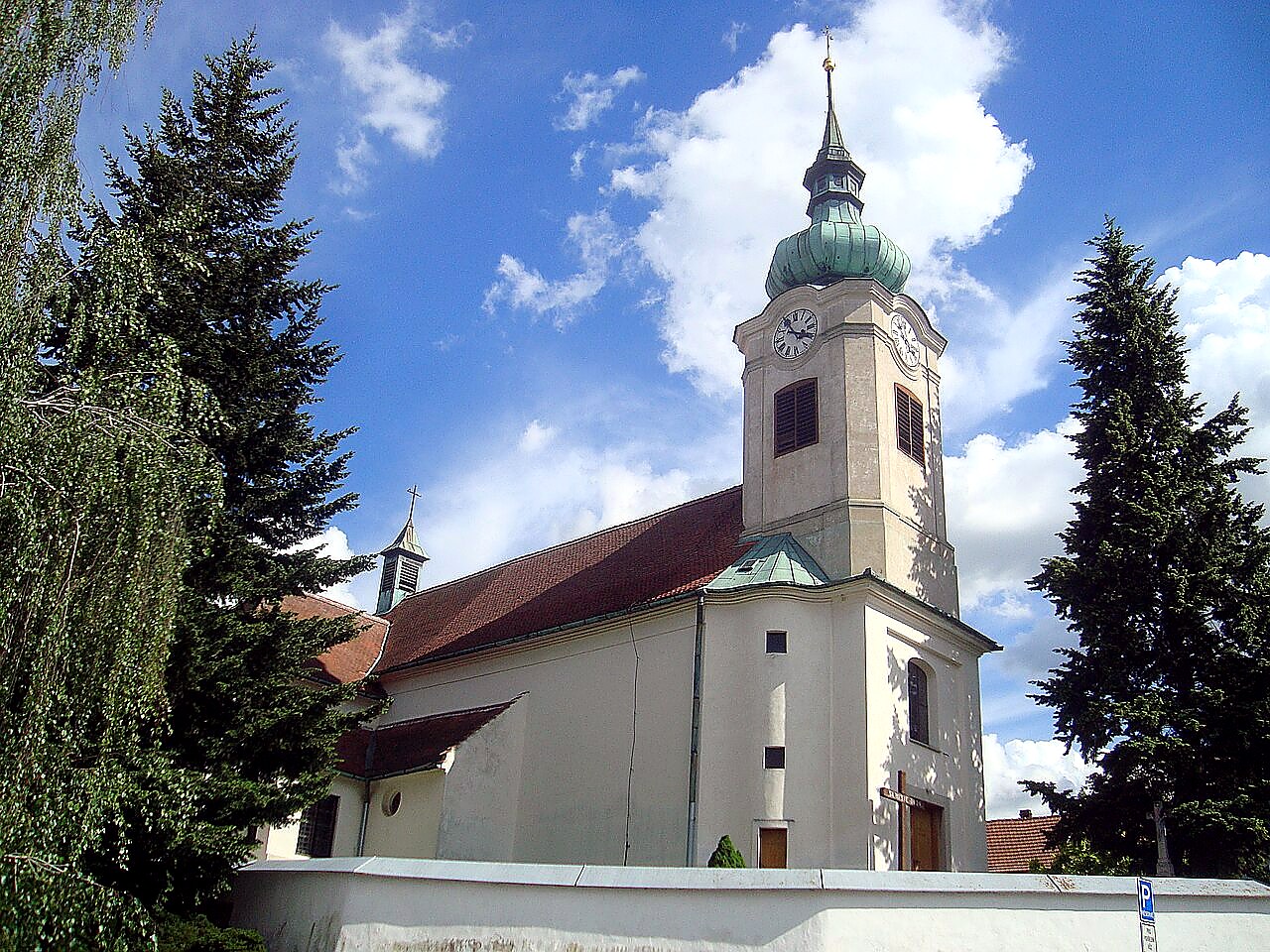 
<span>kostel Nejsvětější Trojice (Střelice)</span>
