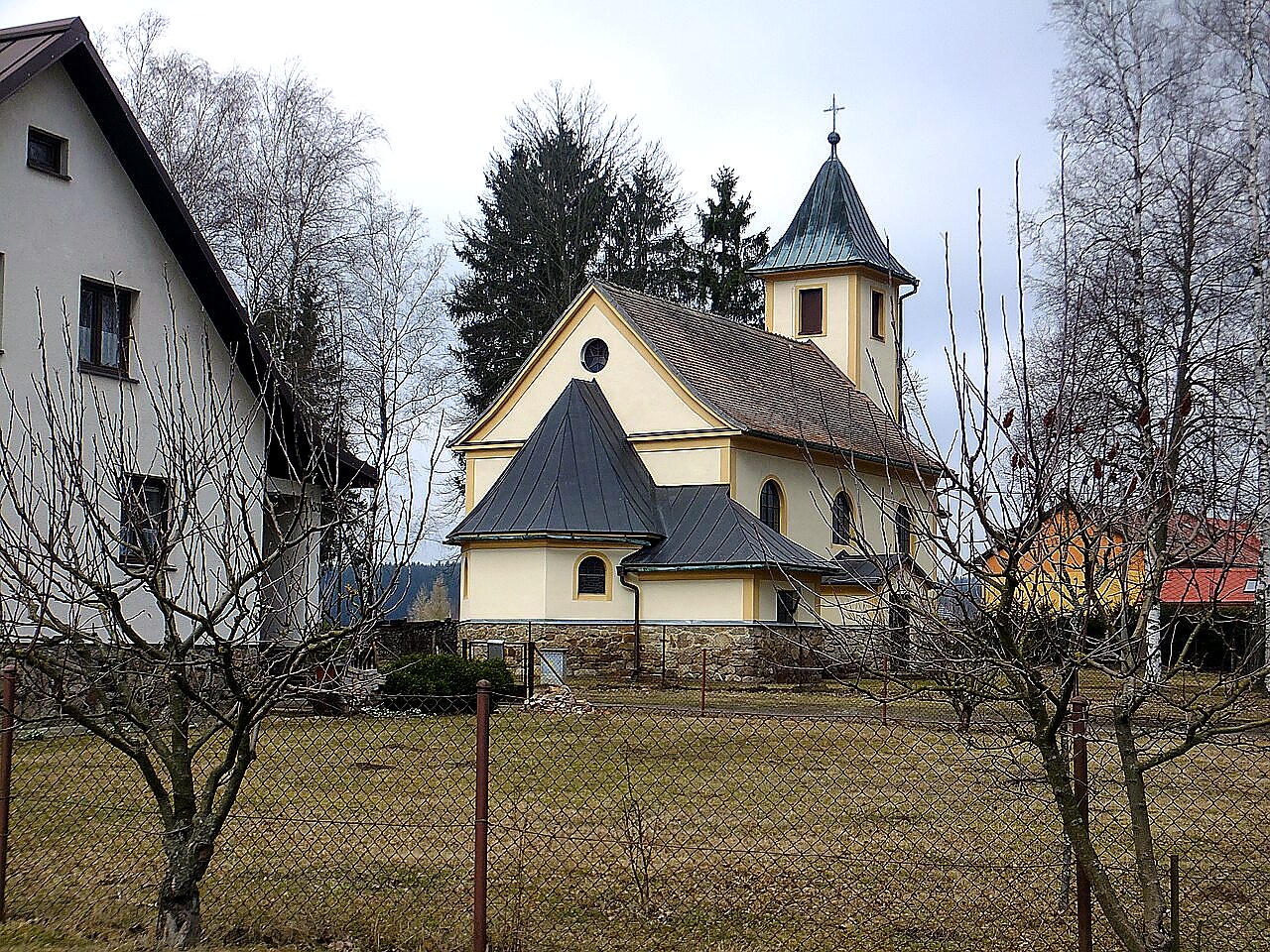 
<span>kostel Panny Marie Pomocnice křesťanů (Moravské Křižánky)</span>
