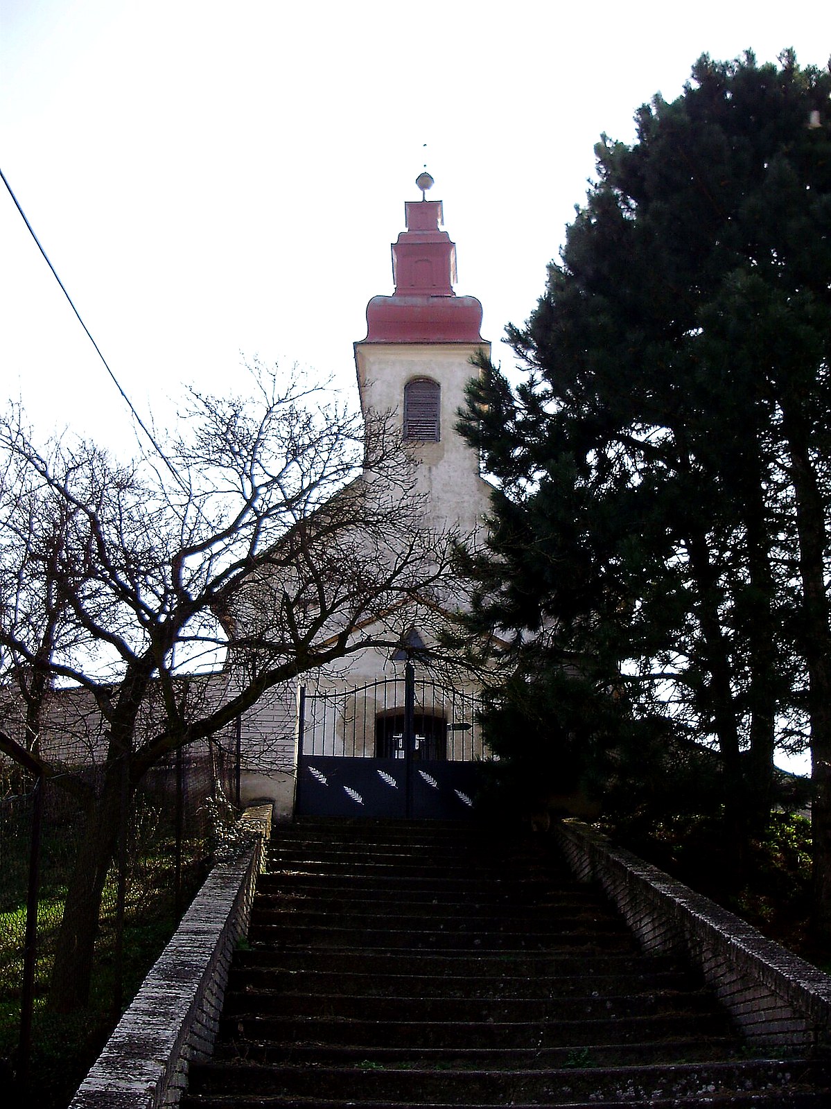 
<span>kostel Všech svatých (Staré Hvězdlice)</span>
