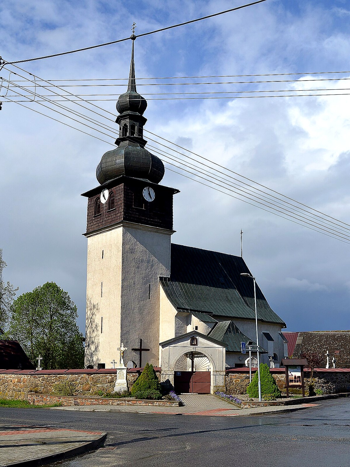 
<span>kostel svatého Bartoloměje (Bobrůvka)</span>
