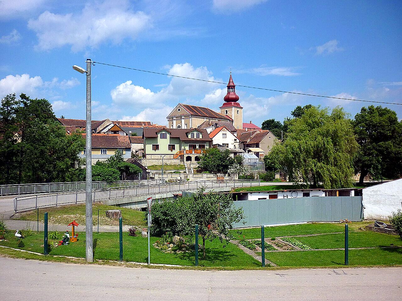 
<span>kostel svatého Bartoloměje (Radkov)</span>

