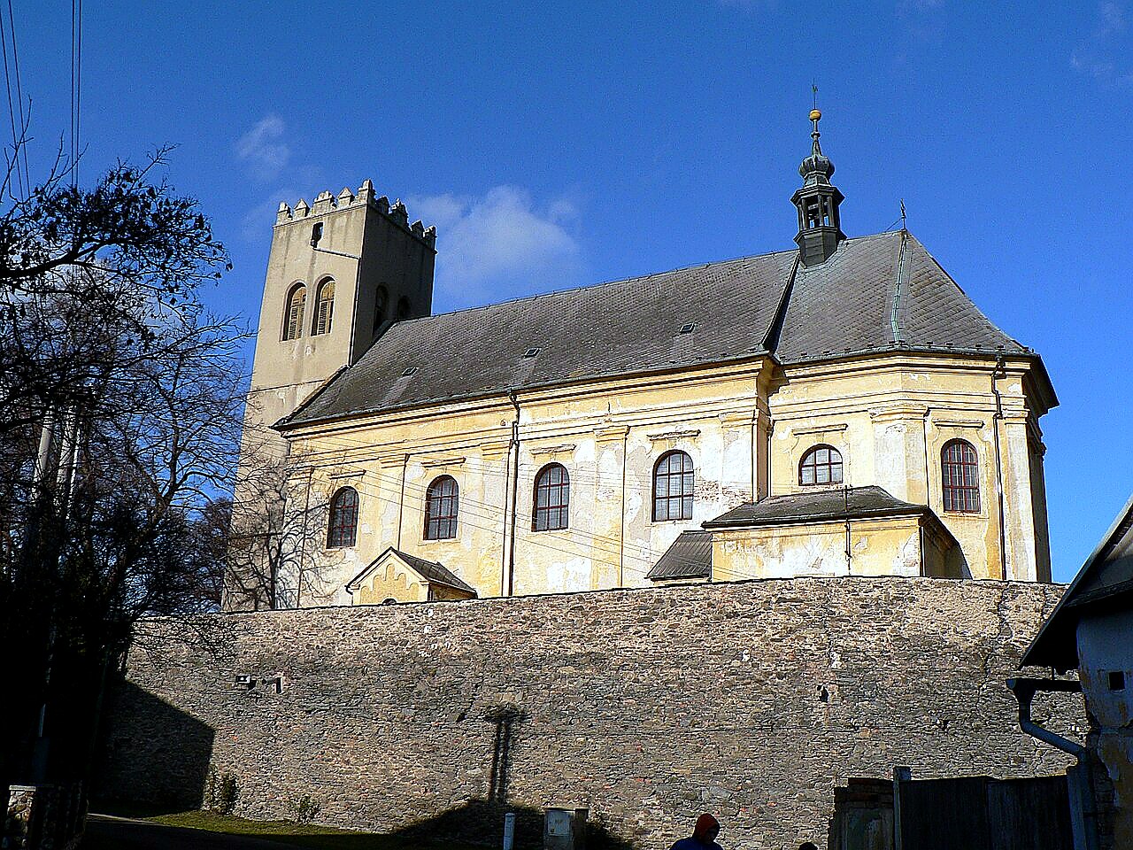 
<span>kostel svatého Jiří (Náklo)</span>
