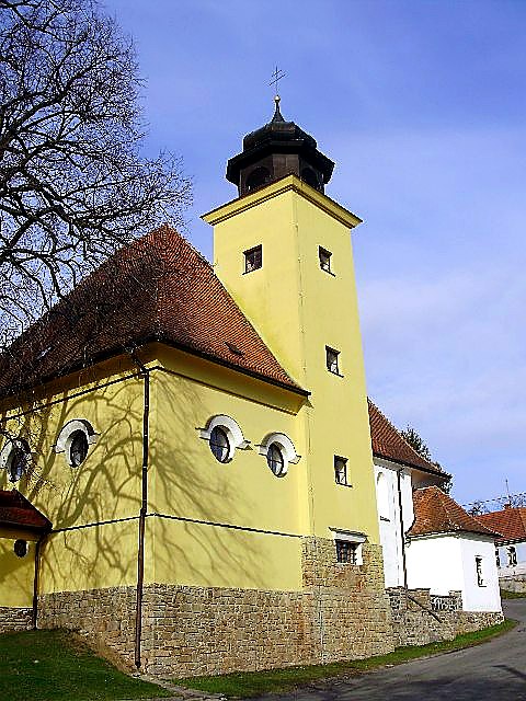 
<span>kostel svatého Ondřeje (Roubanina)</span>

