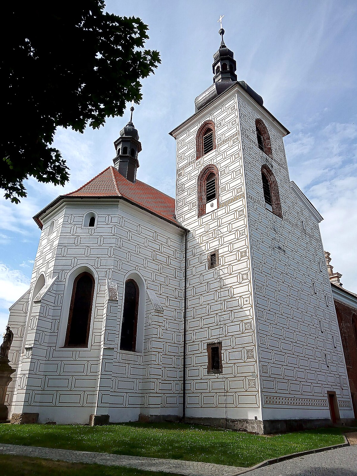 
<span>kostel svatého Petra a Pavla v Kralovicích</span>
