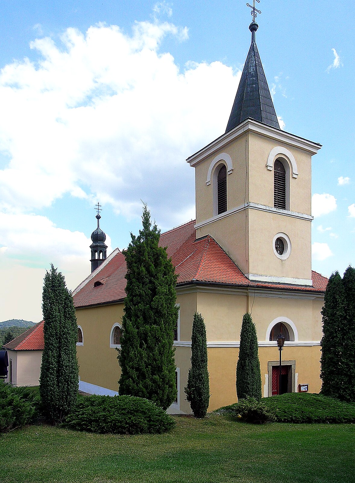 
<span>kostel svatého Vavřince (Nezabudice)</span>
