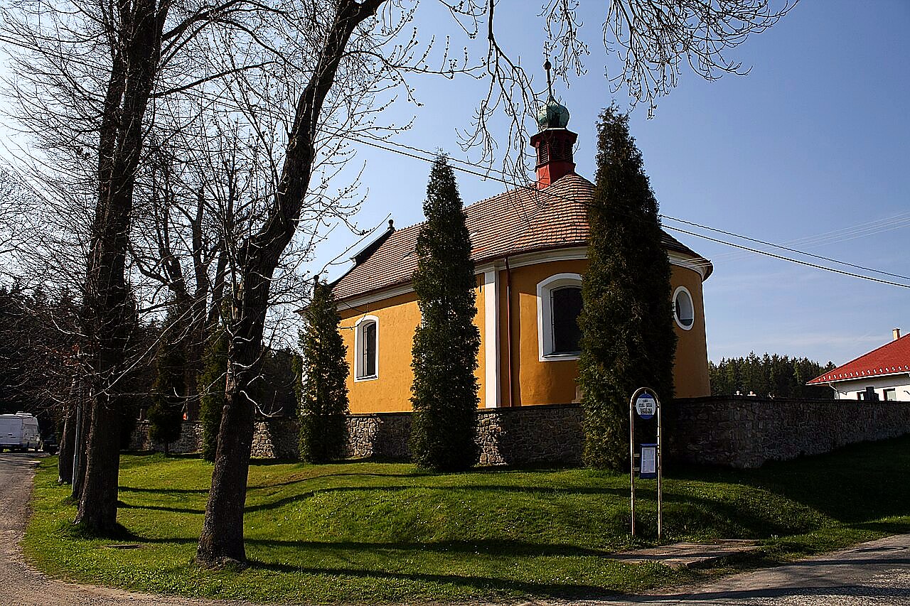 
<span>kostel svatého Vojtěcha (Bojiště)</span>

