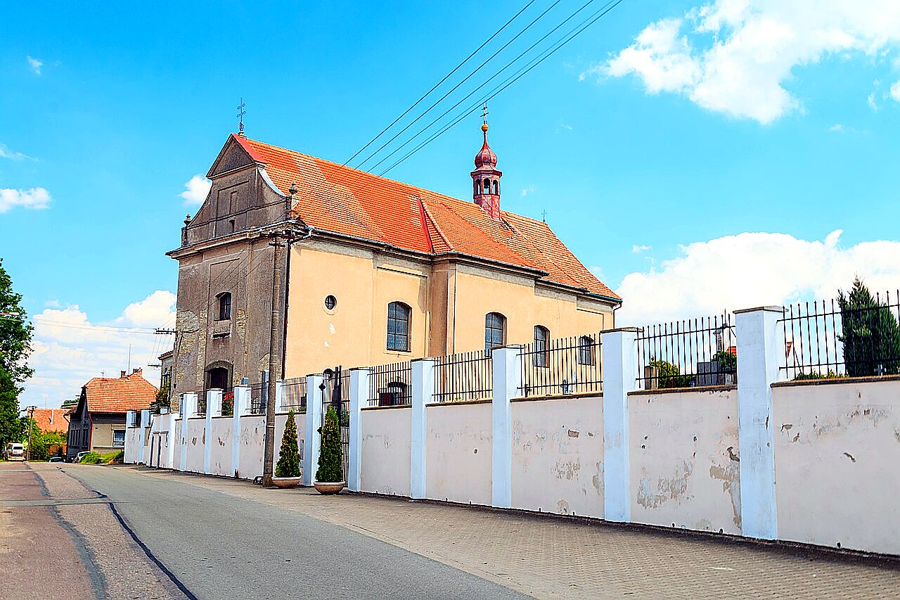 
<span>kostel svatého Václava (Rosice)</span>
