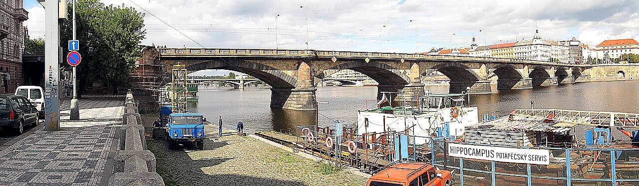 
<span>Palackého most</span>

