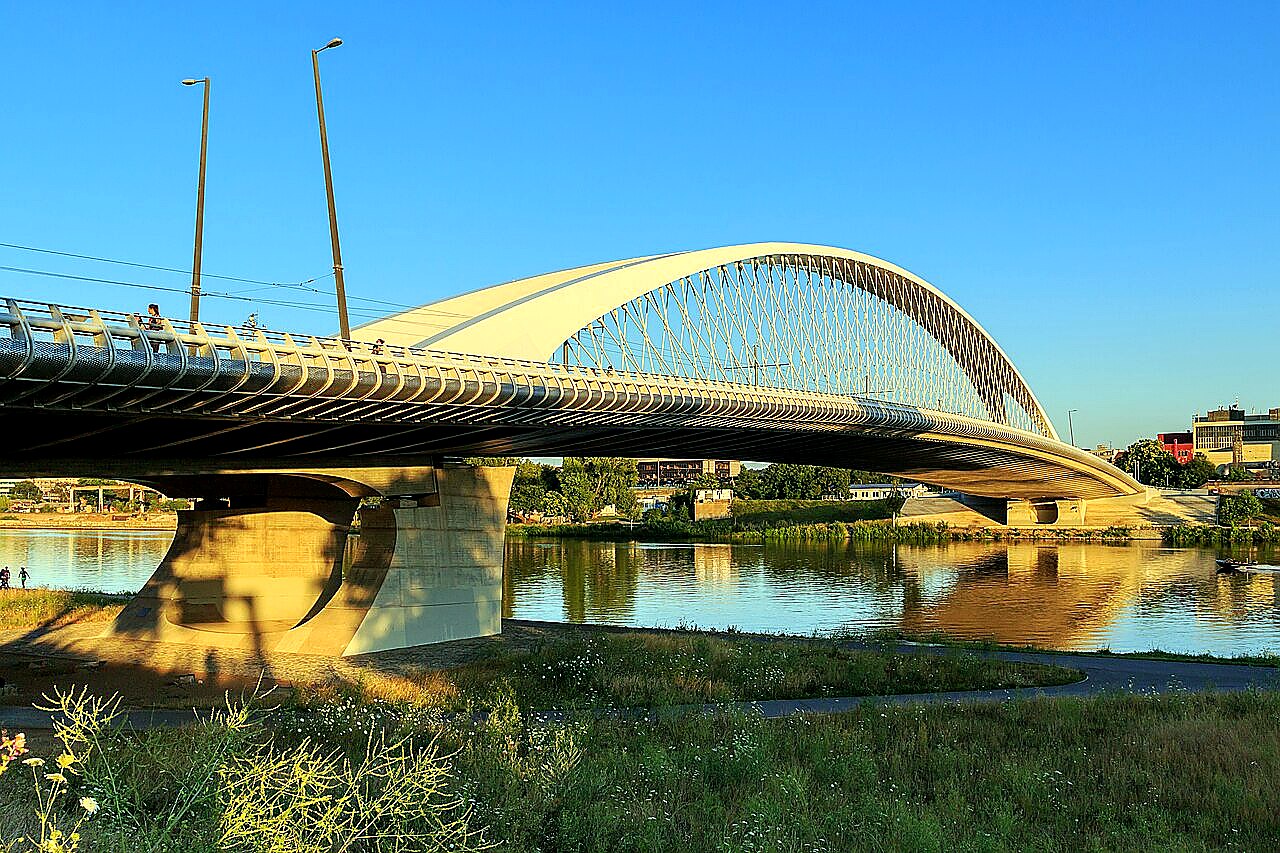 
<span>Trojský most</span>
