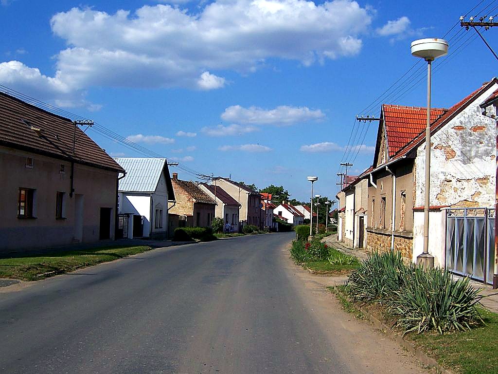 
<span>Tuchoraz</span>
