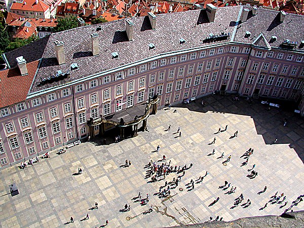 
<span>Třetí nádvoří Pražského hradu</span>
