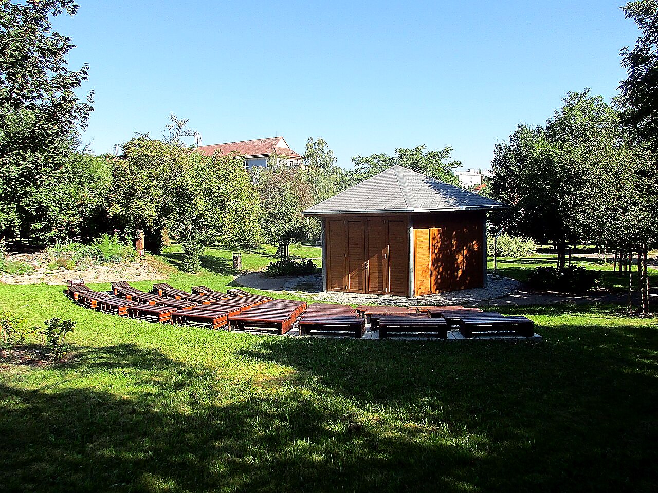 
<span>Park Adolfa Borna</span>
