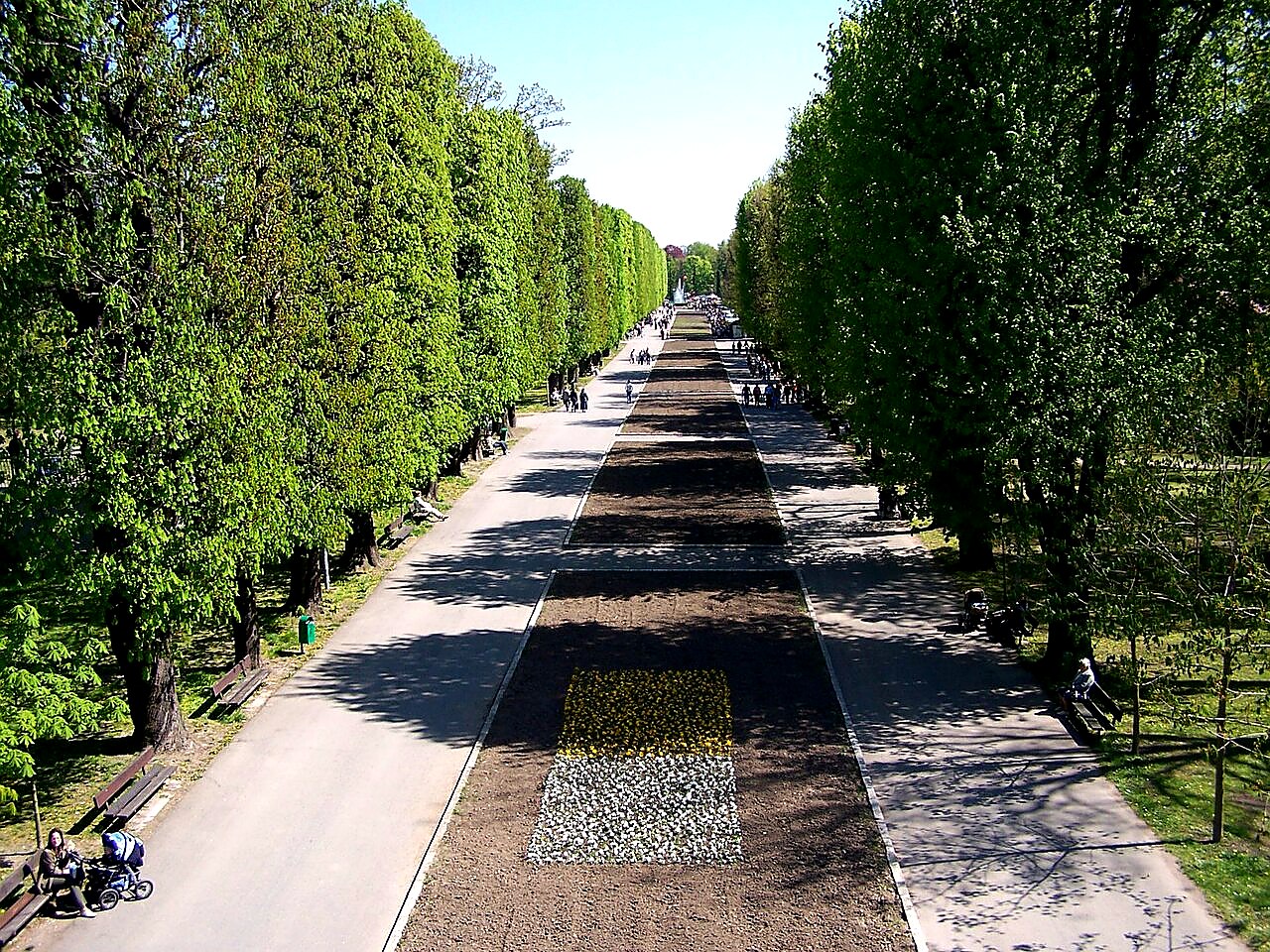 
<span>Smetanovy sady (Olomouc)</span>
