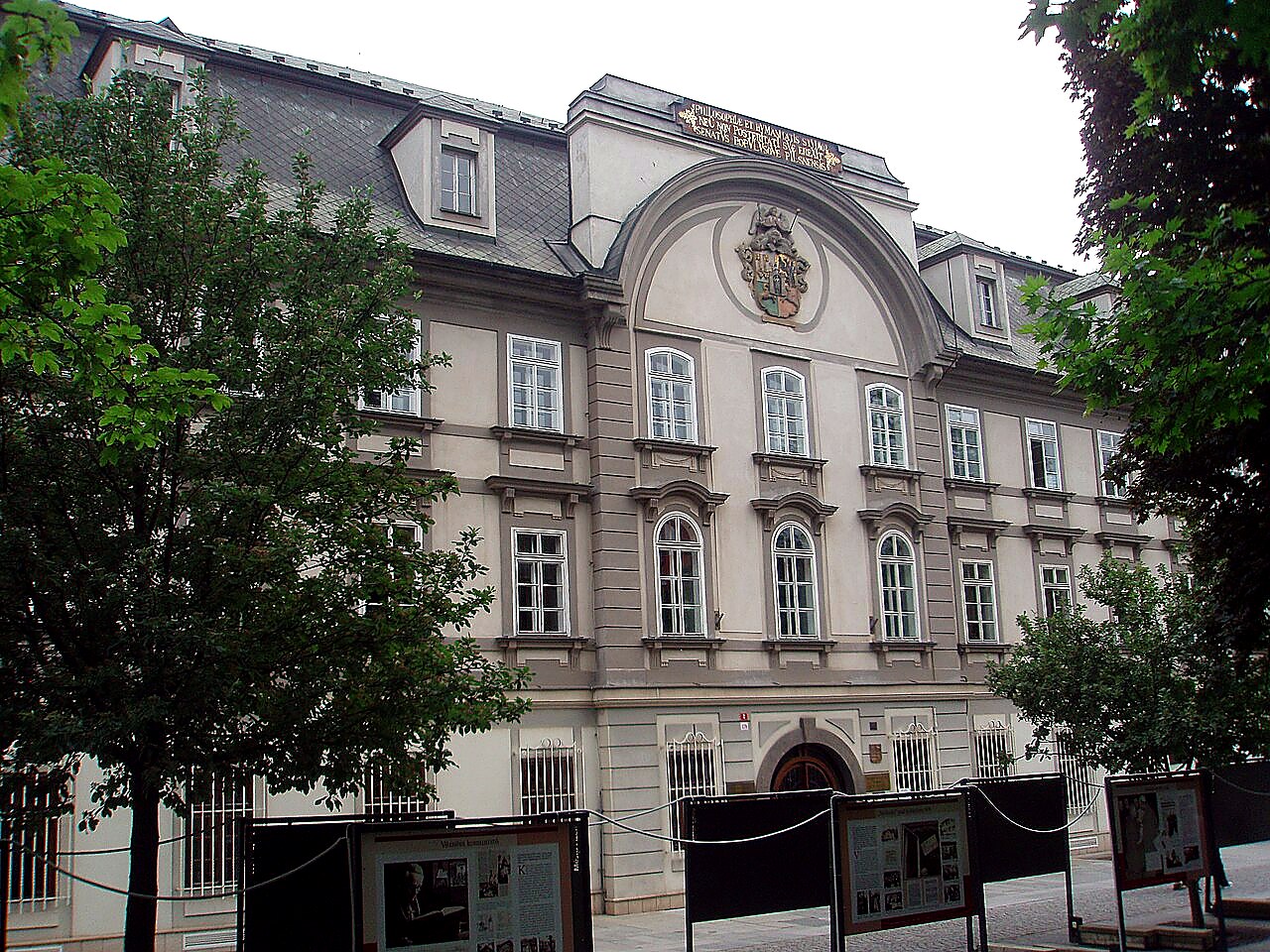 
<span>Studijní a vědecká knihovna Plzeňského kraje</span>
