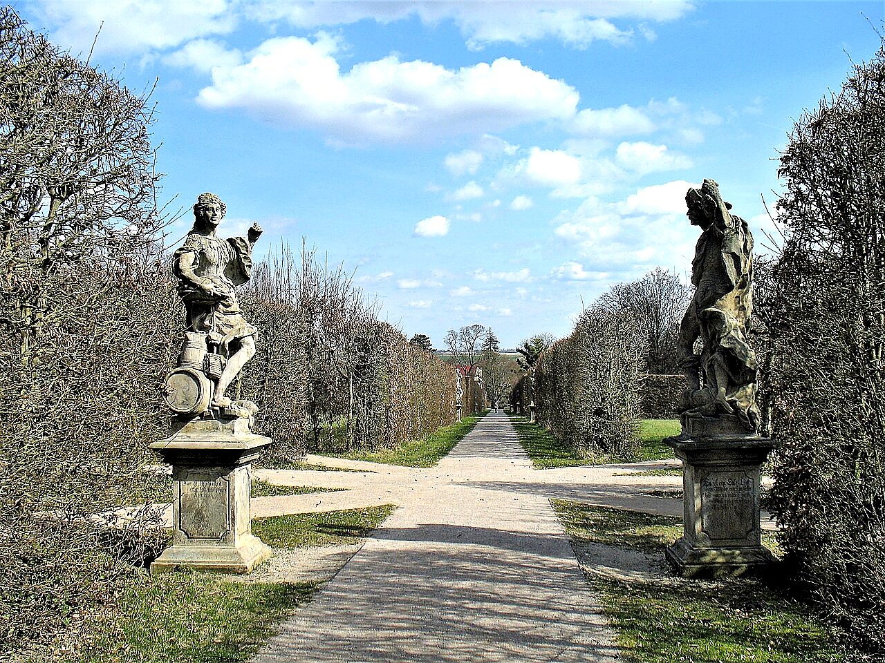 
<span>Zámecké parky v Lysé nad Labem</span>
