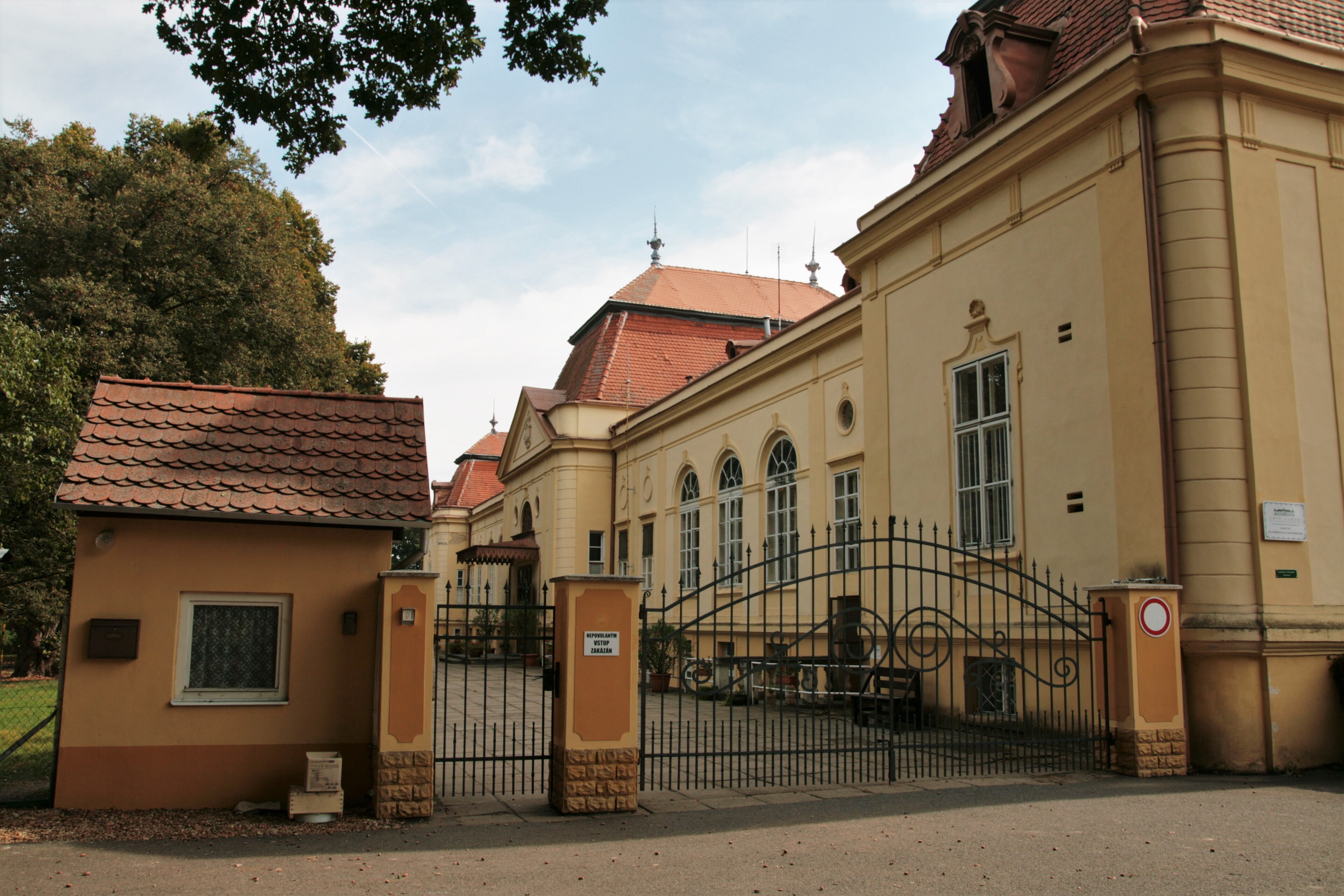Dnešní pohled – Emin zámek