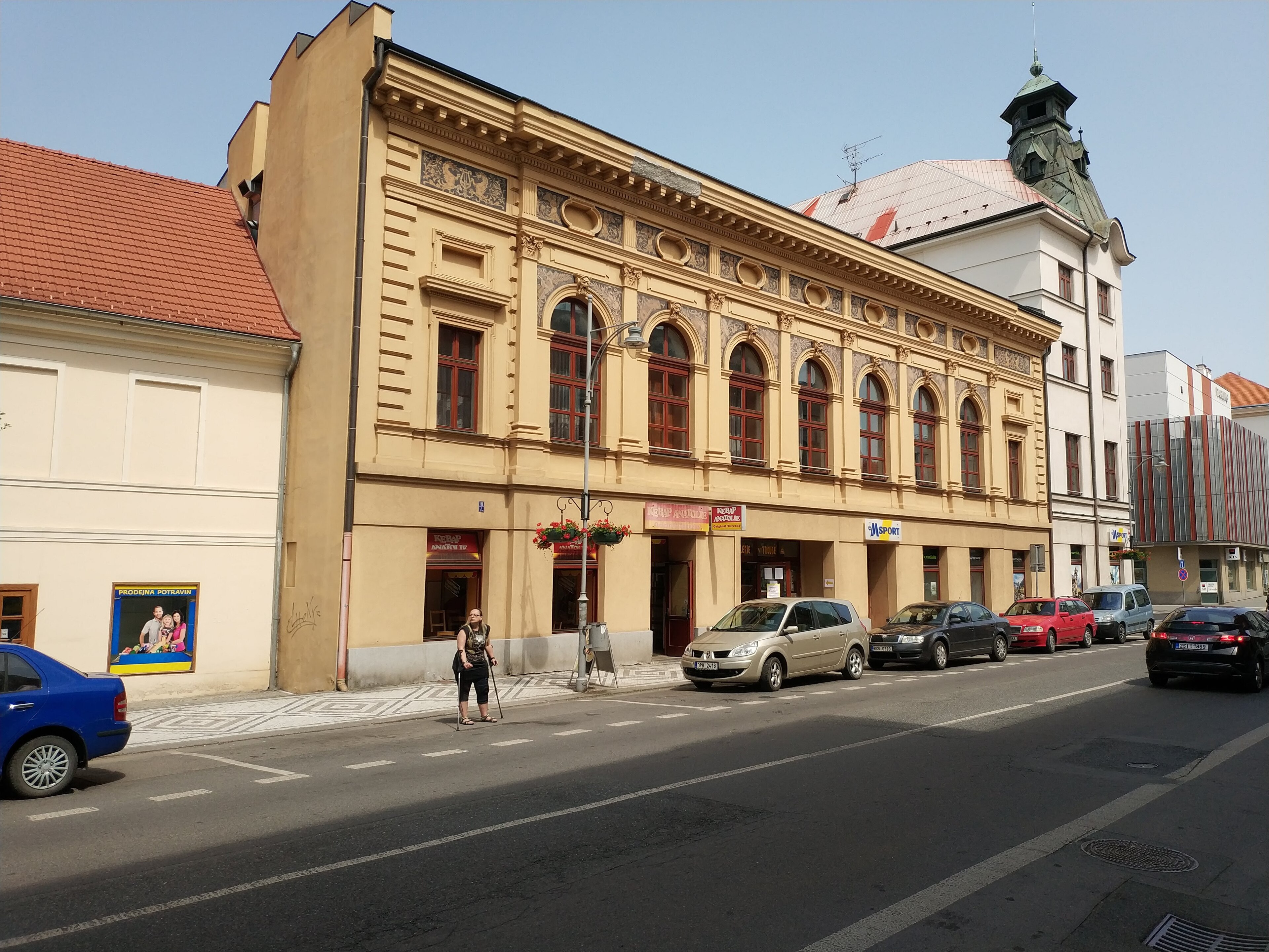 Dnešní pohled – Okresní dům ve Slaném