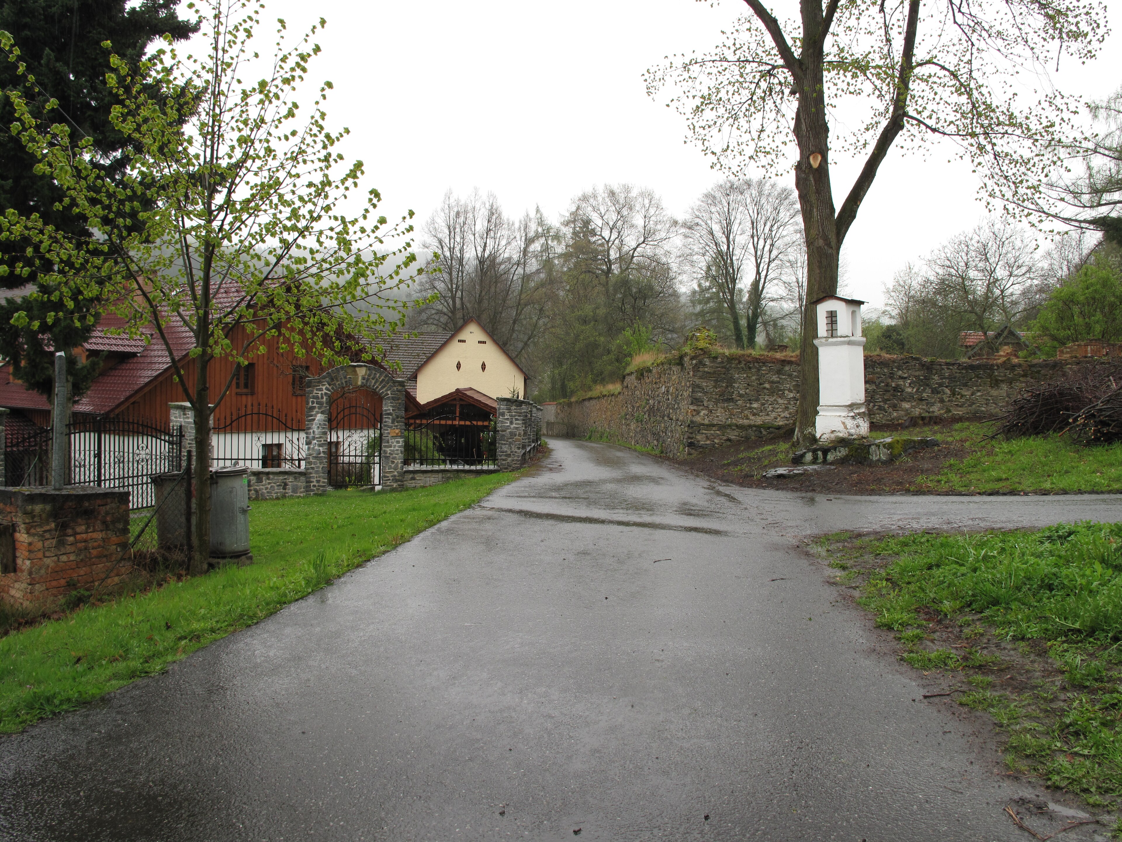 Dnešní pohled – Zámek Hořákov