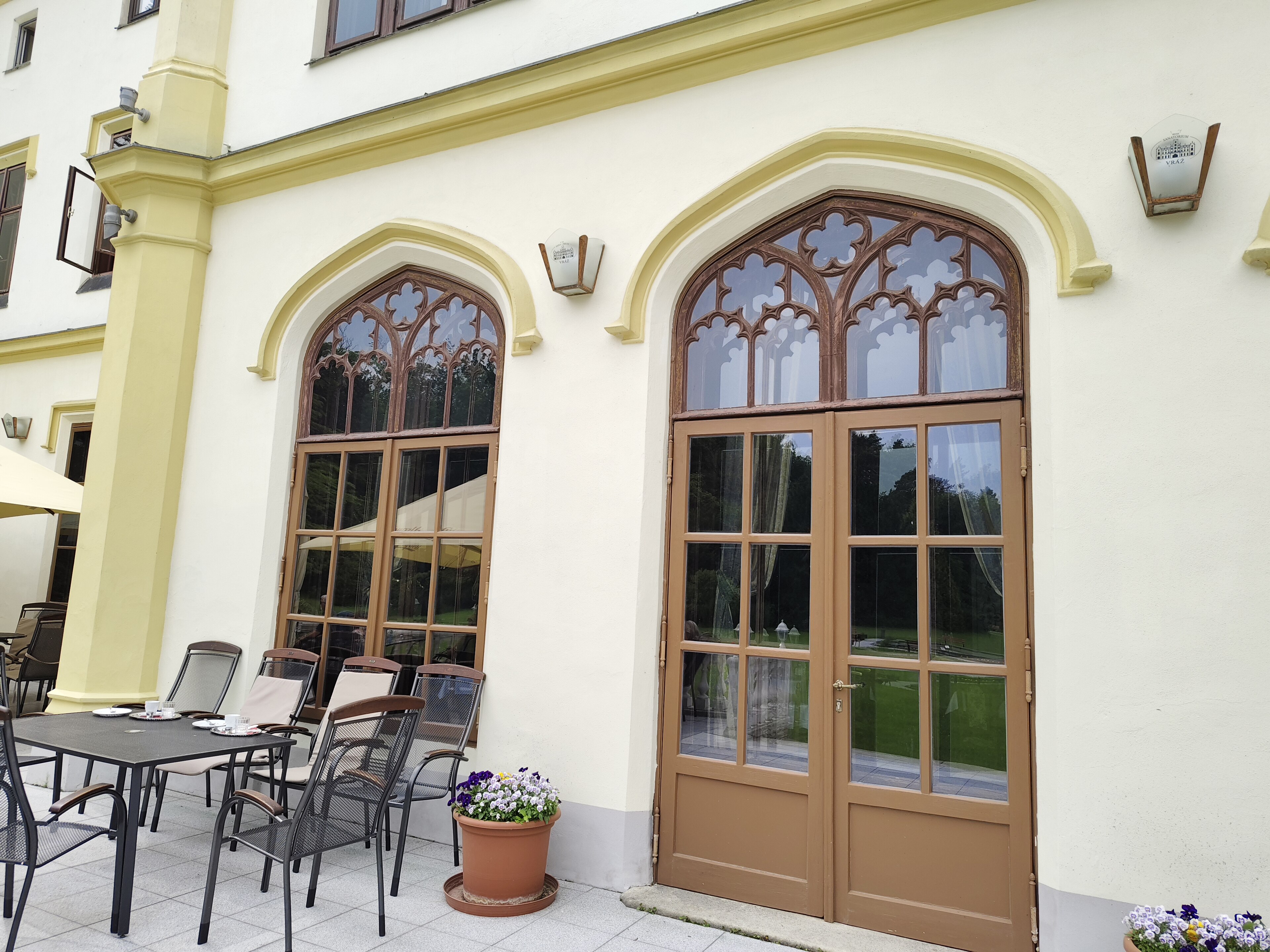 Dnešní pohled – Zámek Stará Vráž