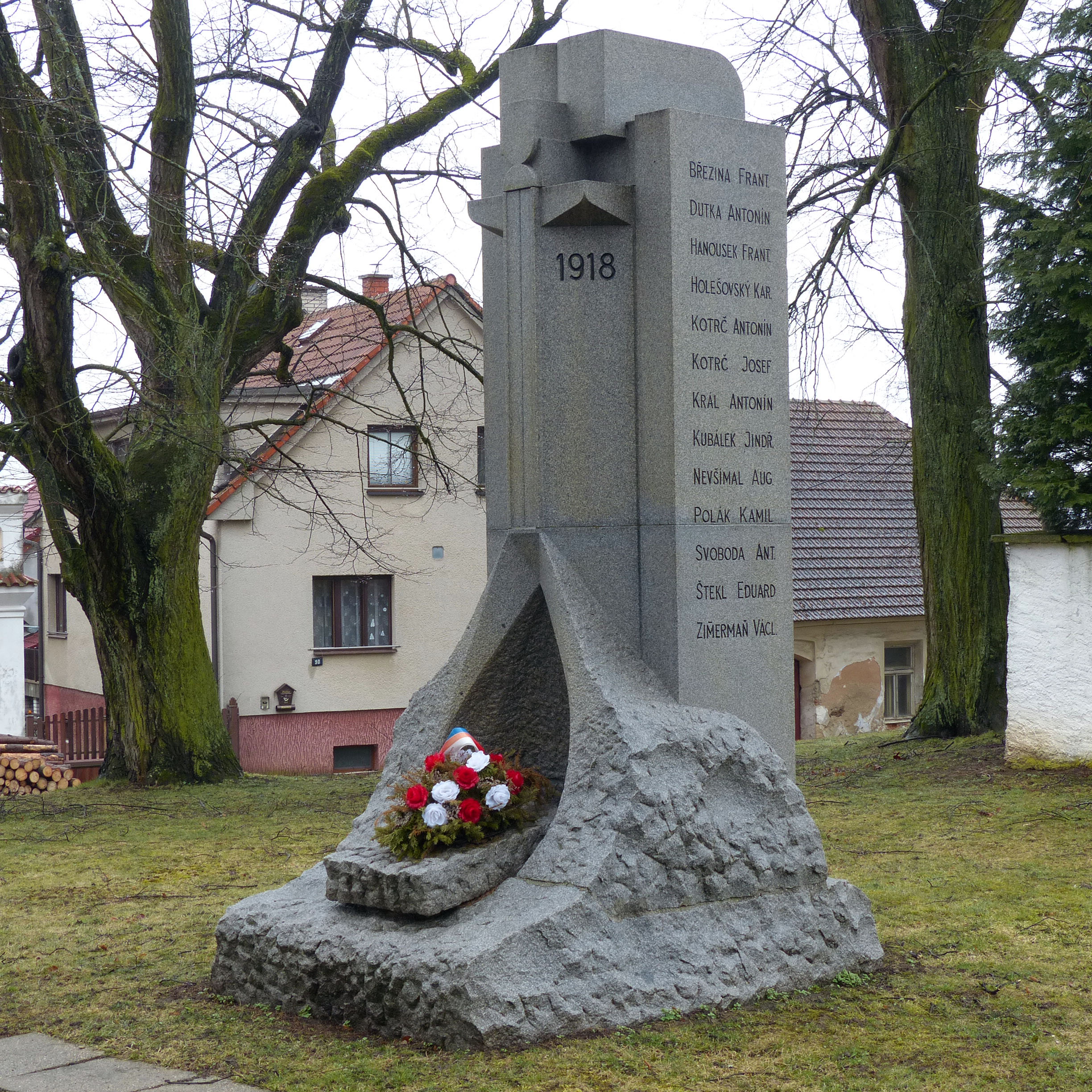 Dnešní pohled – zámek Pravonín