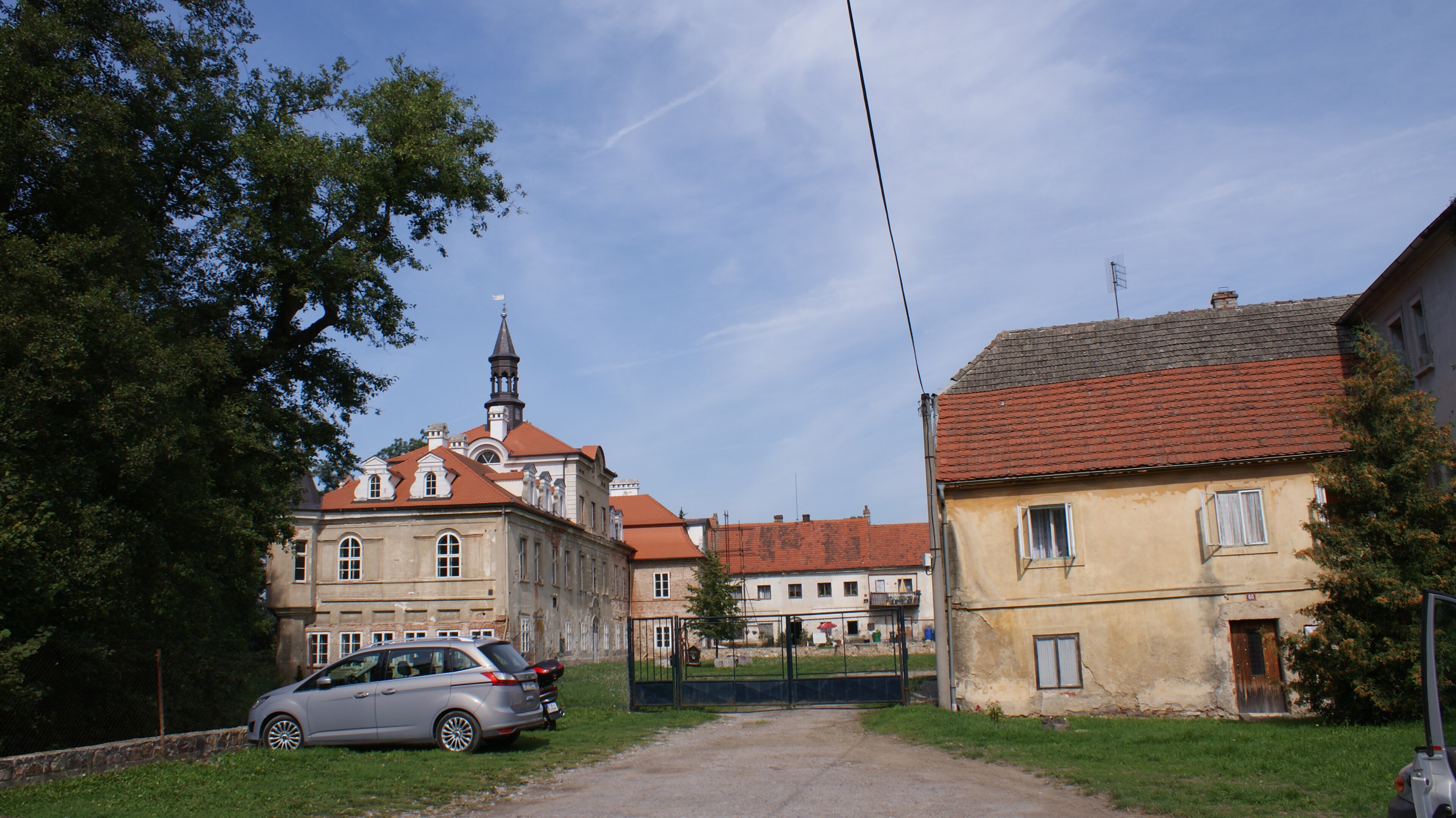 Dnešní pohled – zámek Svinaře