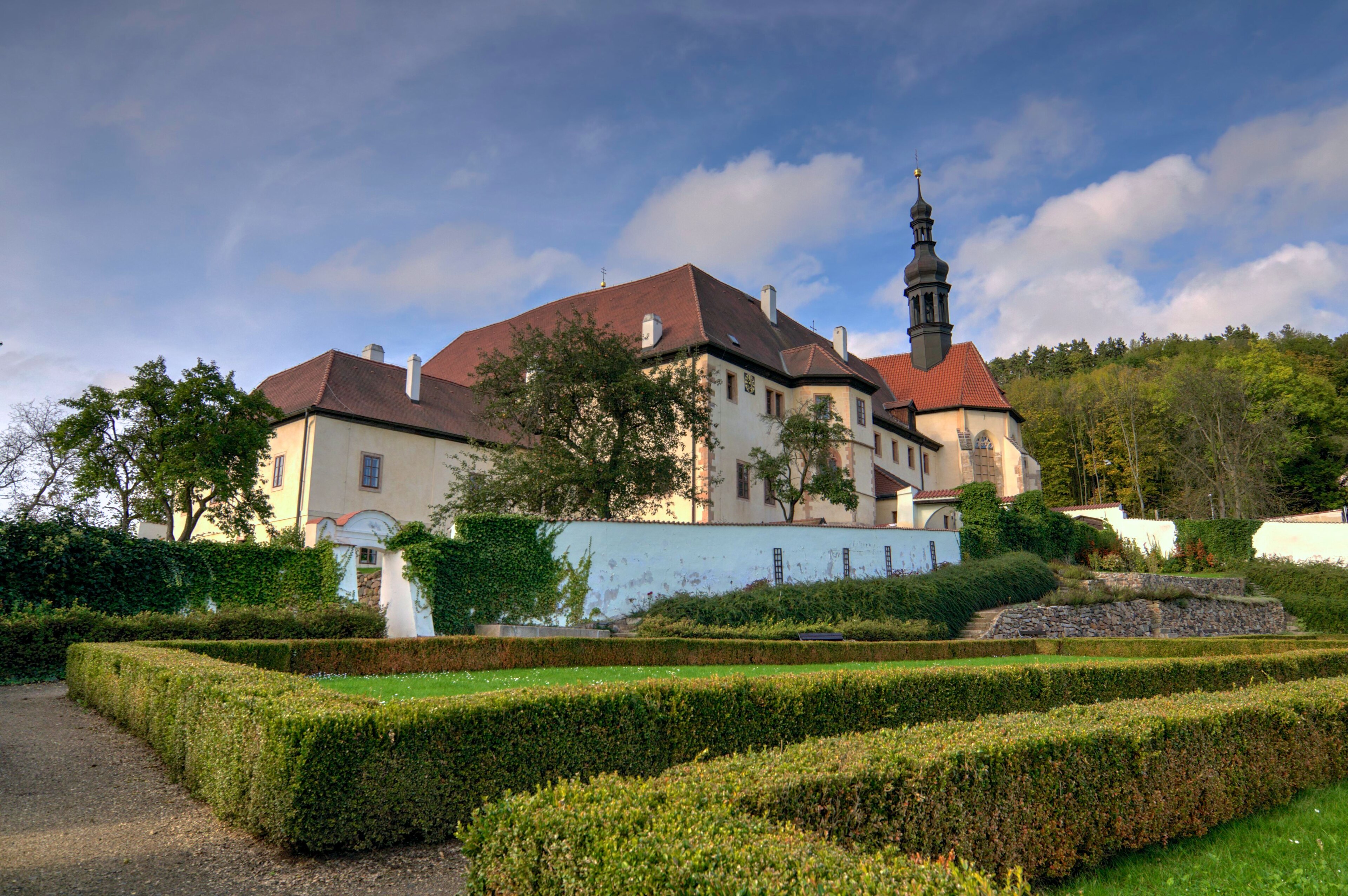 Dnešní pohled – Františkánský klášter v Kadani