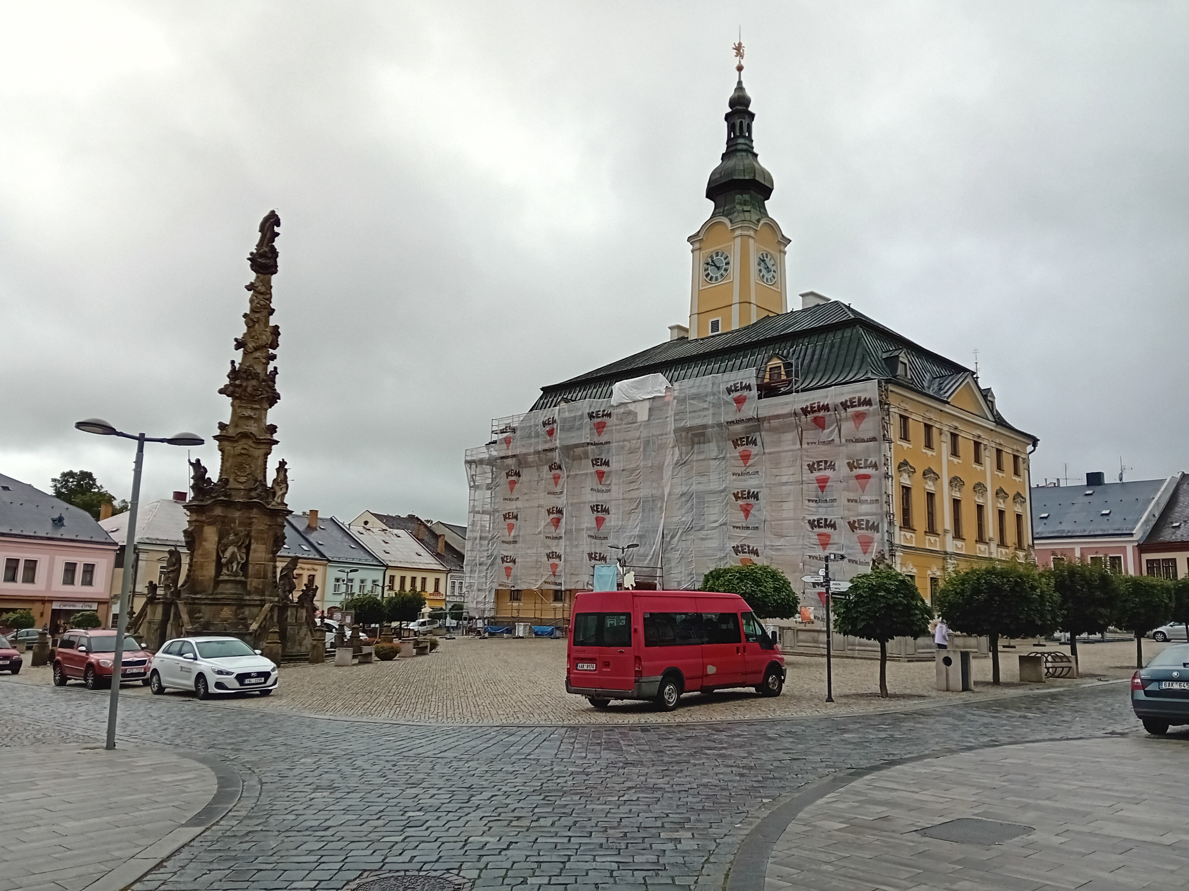 Dnešní pohled – Sloup se sochou Panny Marie