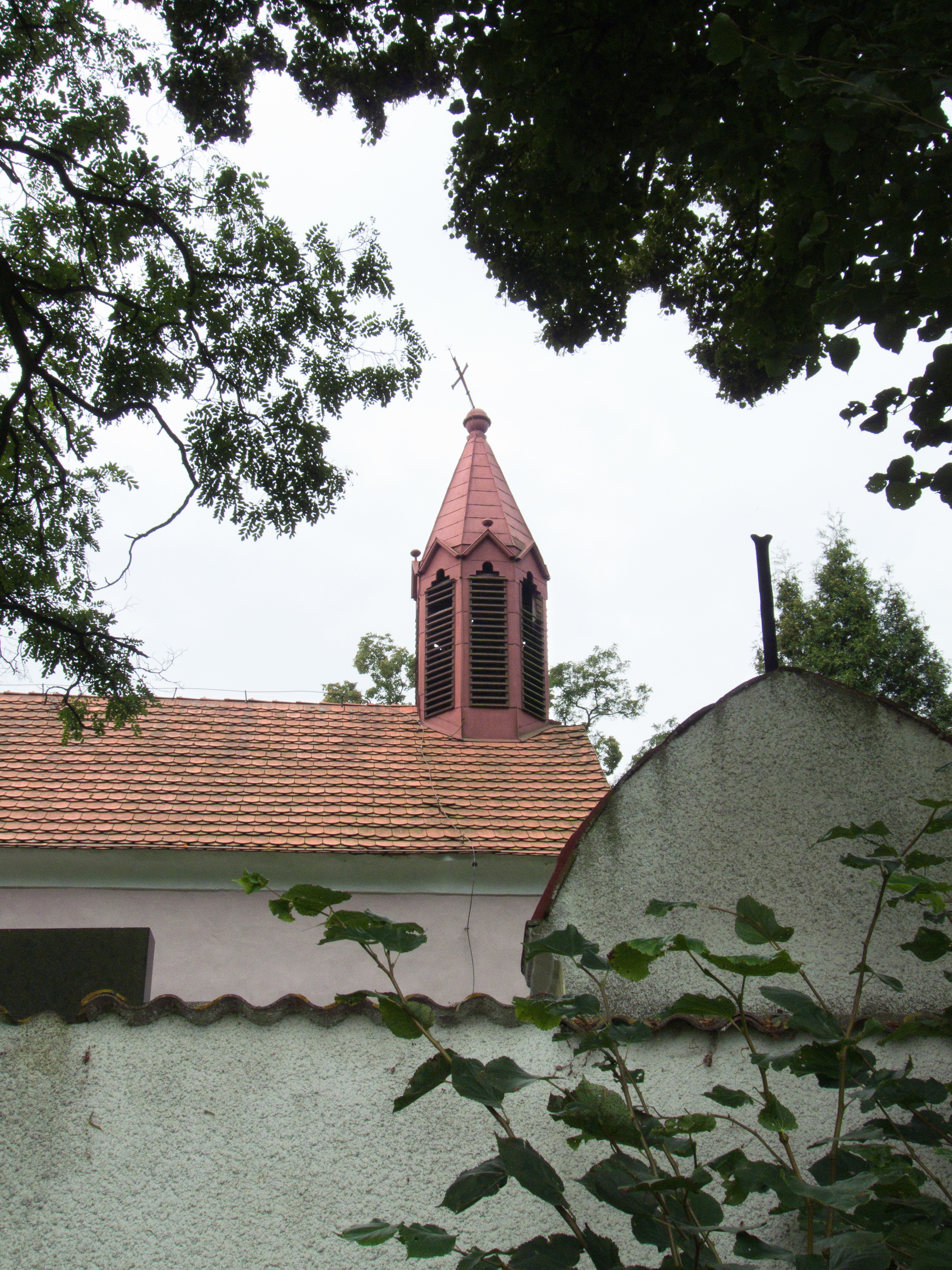 Dnešní pohled – Kostel Nejsvětější Trojice (Neznašov)