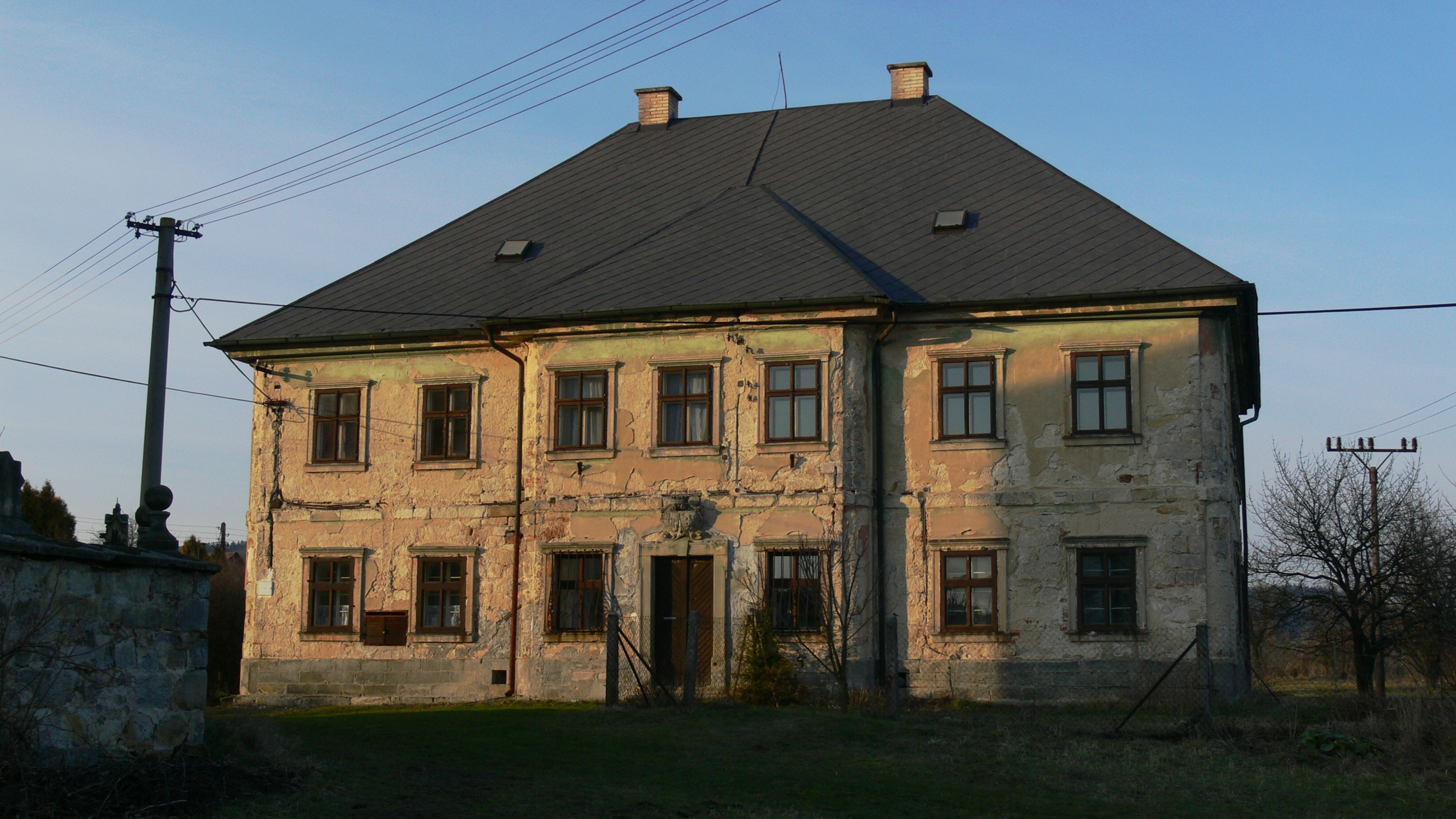 Dnešní pohled – Kostel Povýšení svatého Kříže (Ostružno)