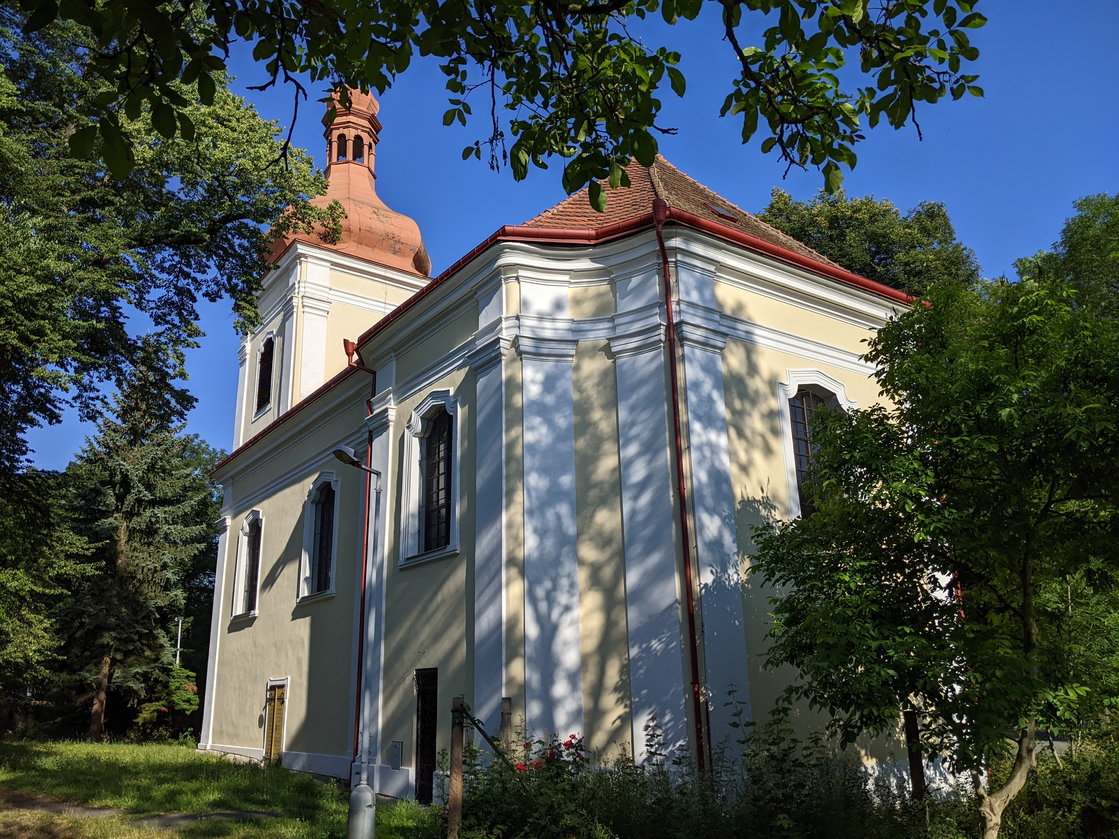Dnešní pohled – Kostel Zvěstování Páně v Úvalech
