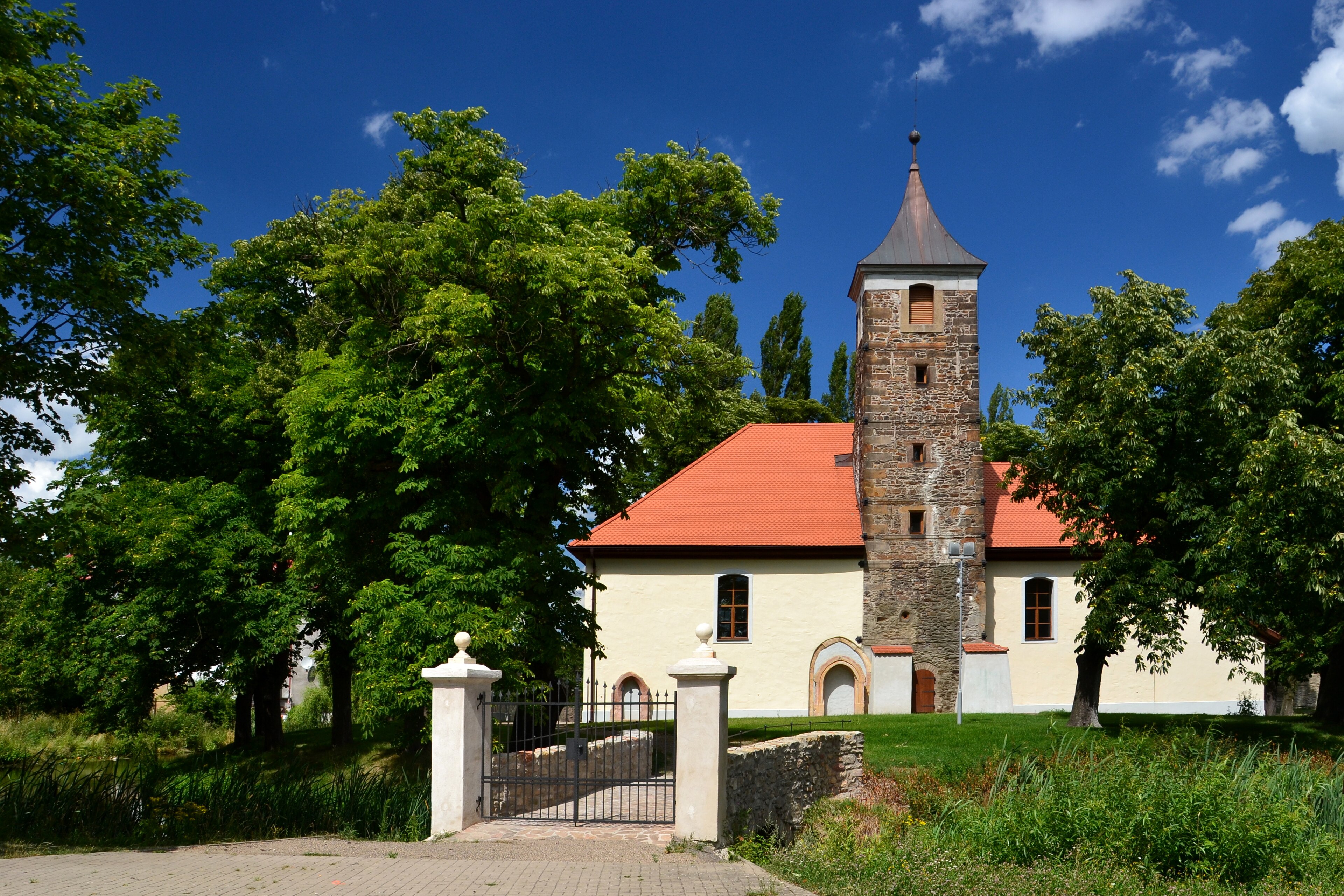 Dnešní pohled – Kostel svatého Bartoloměje (Spořice)