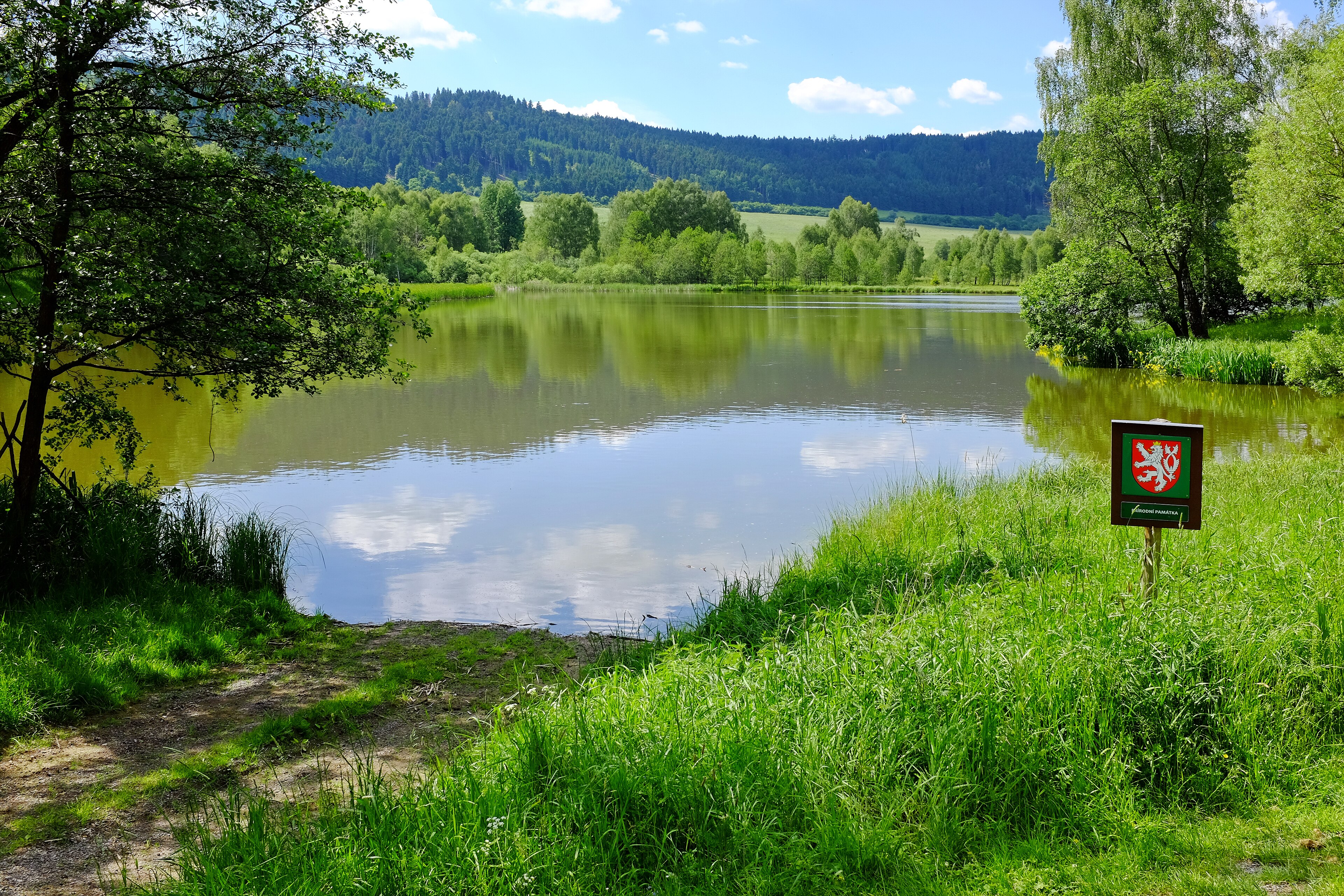 Dnešní pohled – Kostel svatého Blažeje (Branišov)