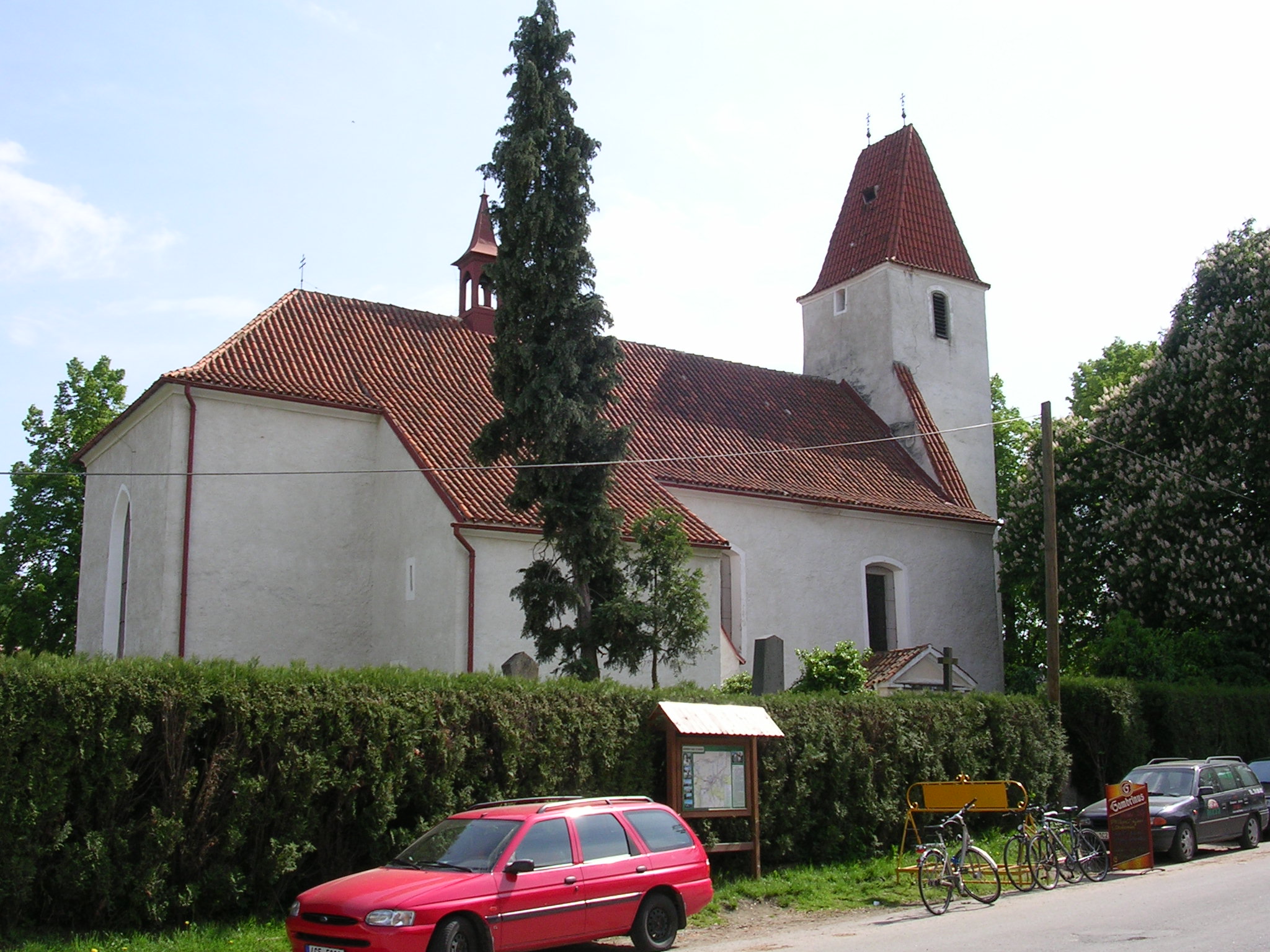 Dnešní pohled – Kostel svatého Jakuba Většího (Boršov nad Vltavou)