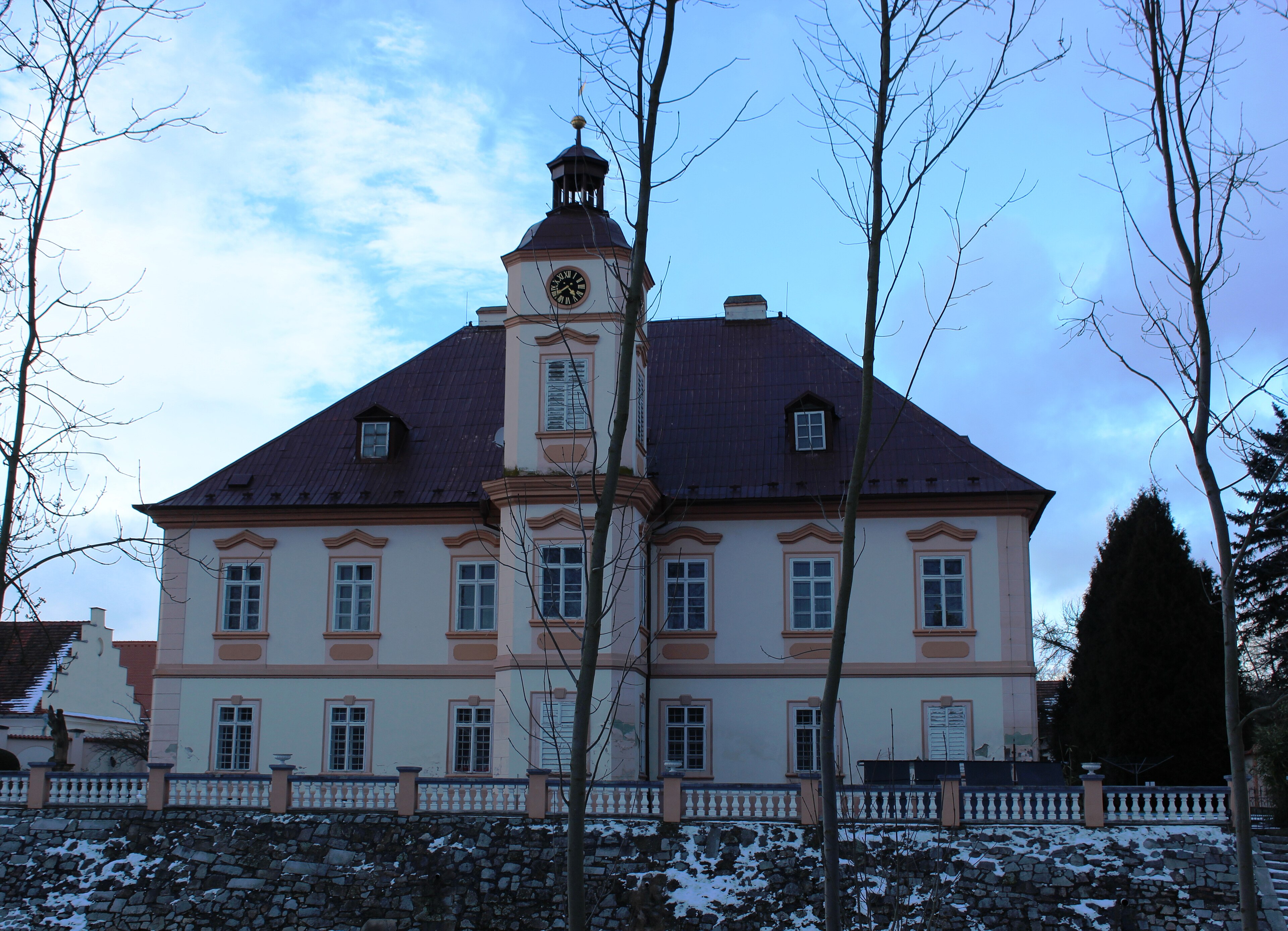 Dnešní pohled – Kostel svatého Prokopa (Štěnovice)