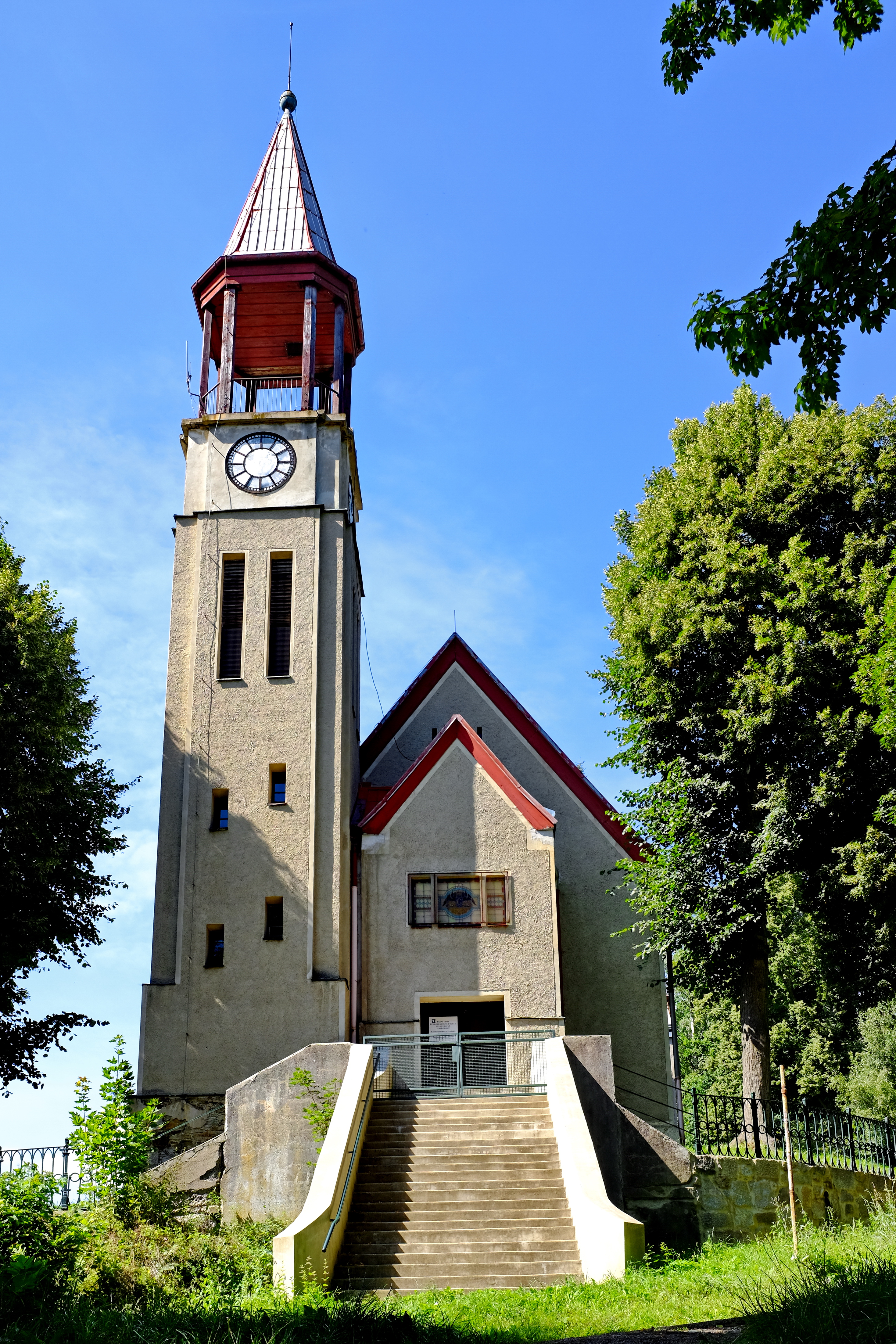 Dnešní pohled – evangelický kostel v Kraslicích
