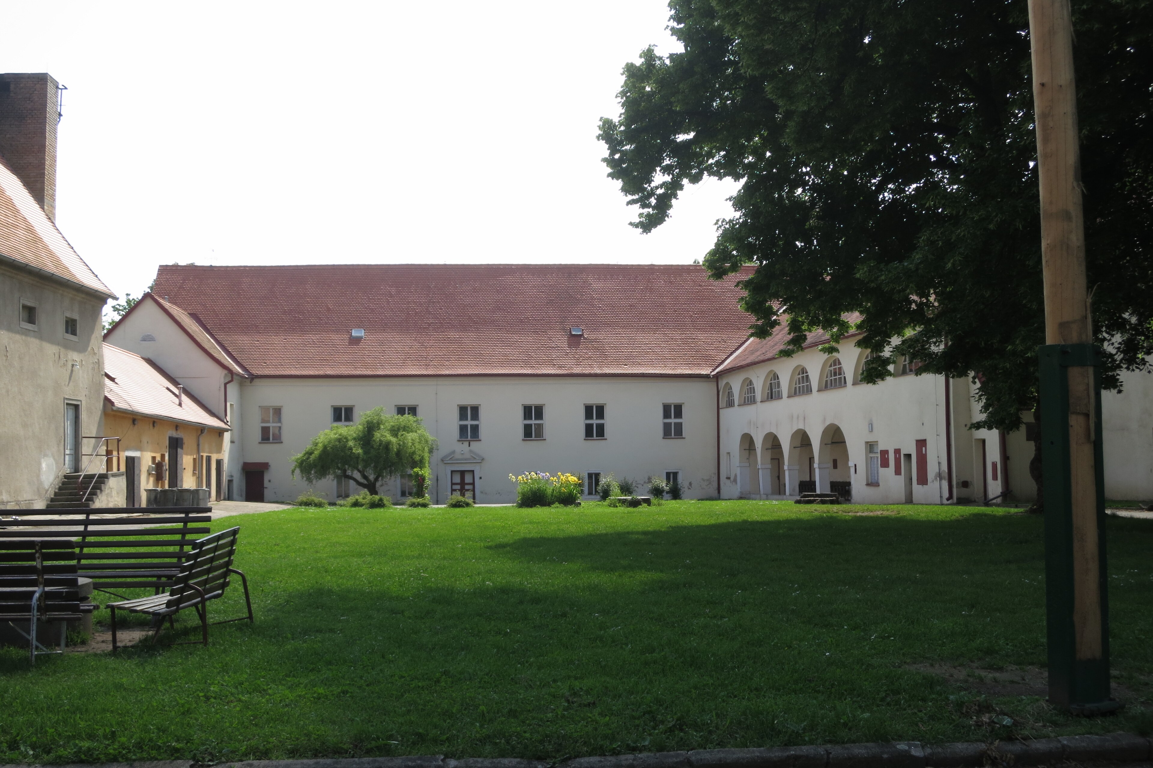 Dnešní pohled – kostel Zvěstování Panny Marie (Budeč)