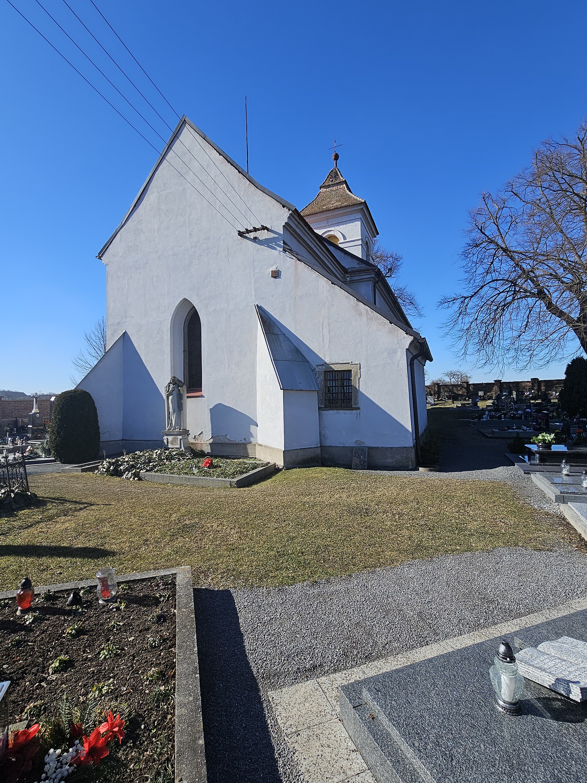 Dnešní pohled – kostel svatého Václava (Řestoky)