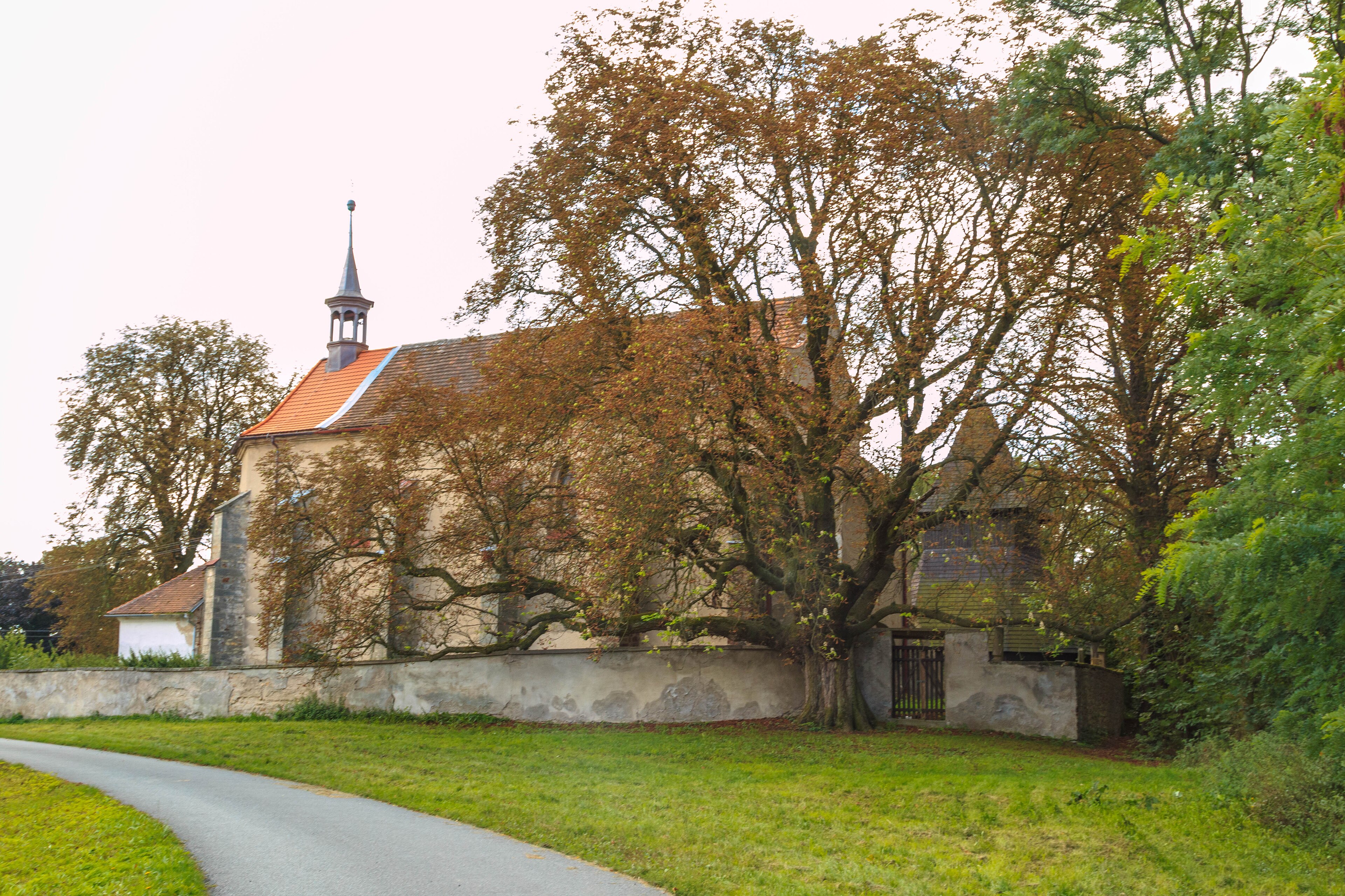 Dnešní pohled – kostel svatého Václava (Jezbořice)