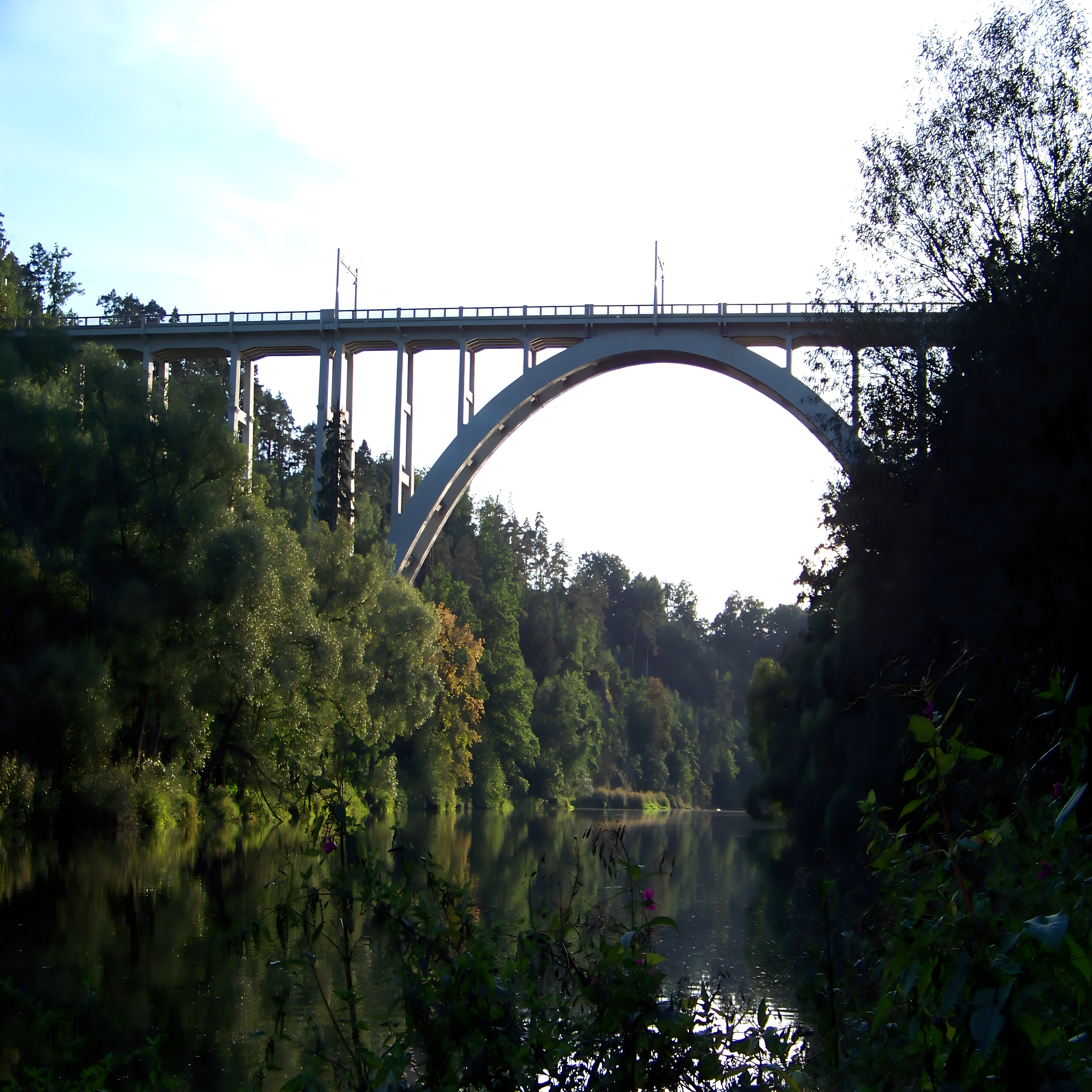 
<span>Bechyňský most Duha</span>
