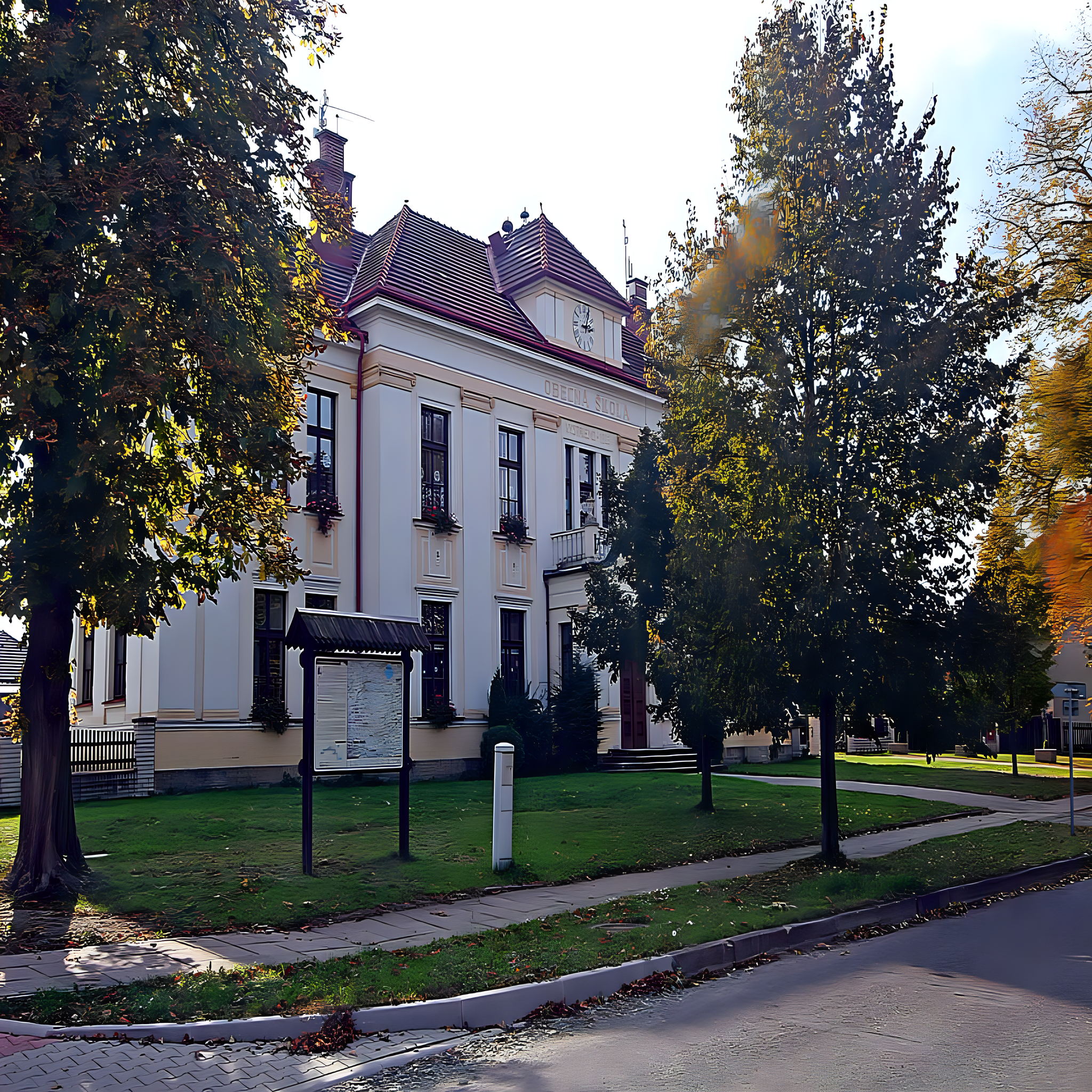 
<span>Budova základní školy v Libranticích</span>
