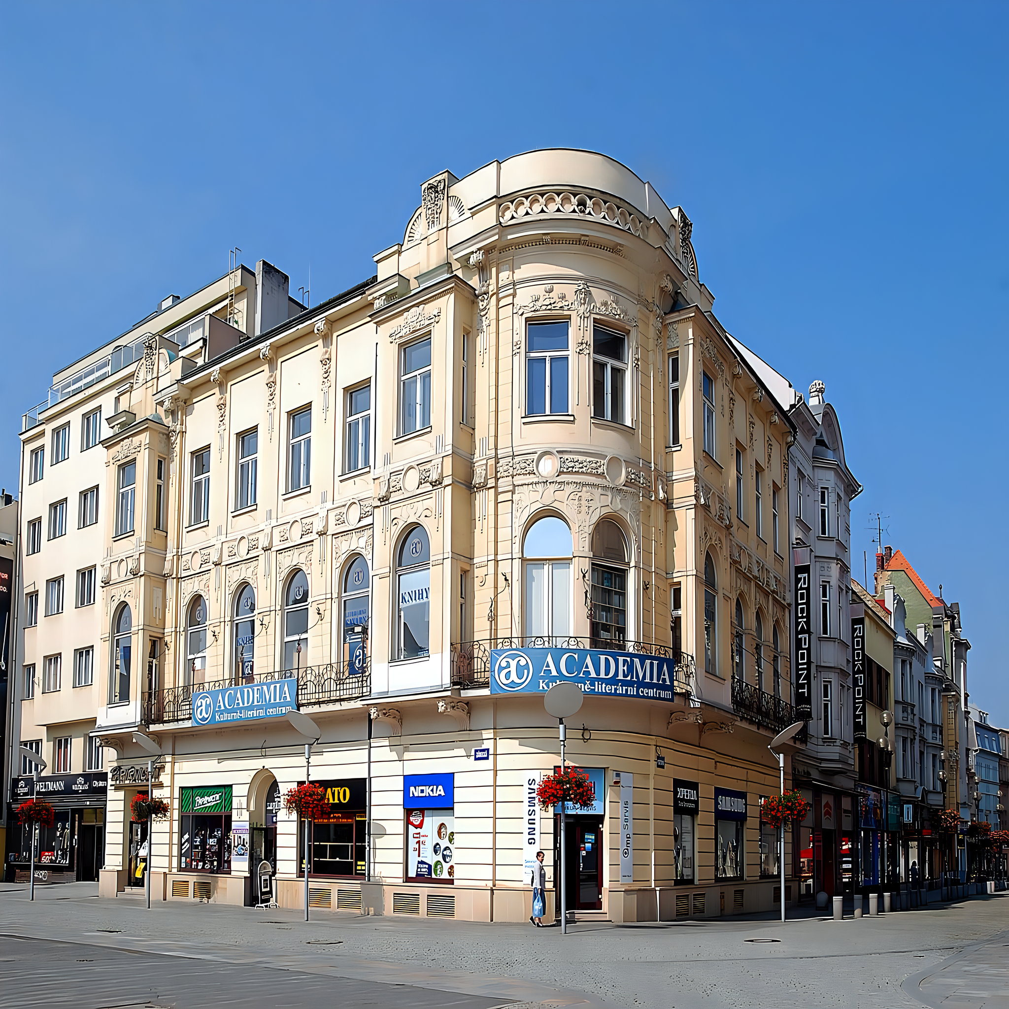 
<span>Café Habsburg</span>
