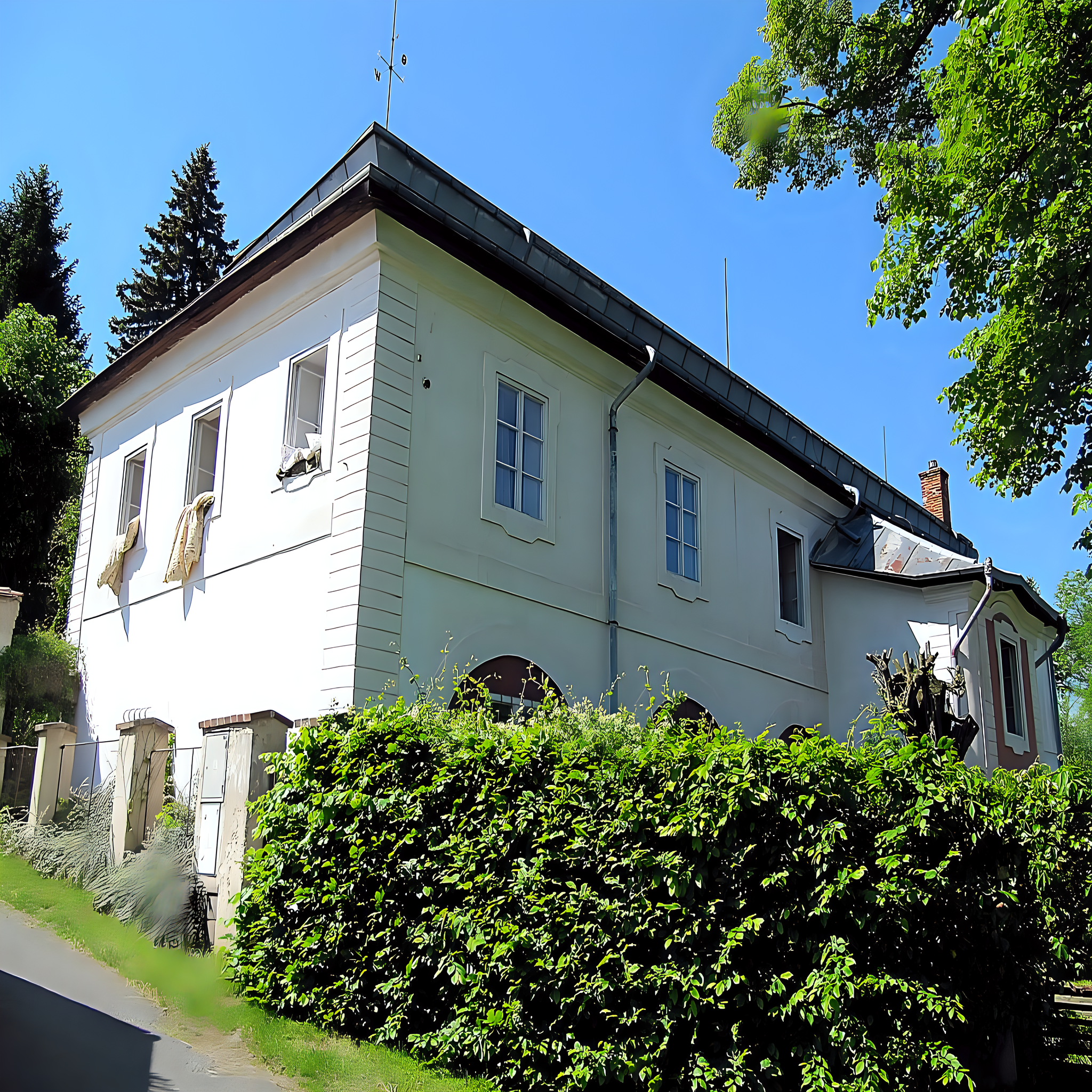 
<span>Církvice</span>

