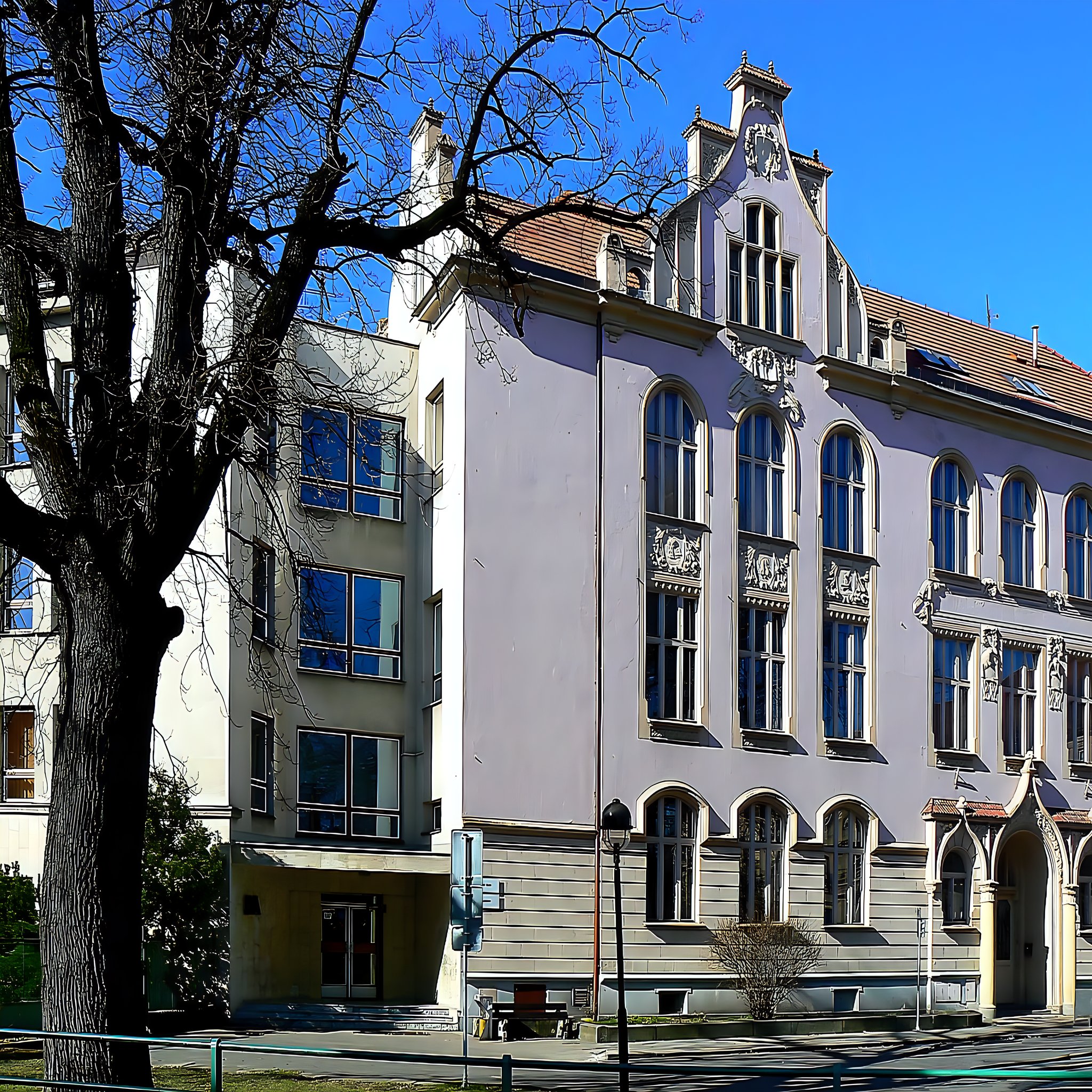 
<span>Dívčí lyceum spolku Ludmila</span>
