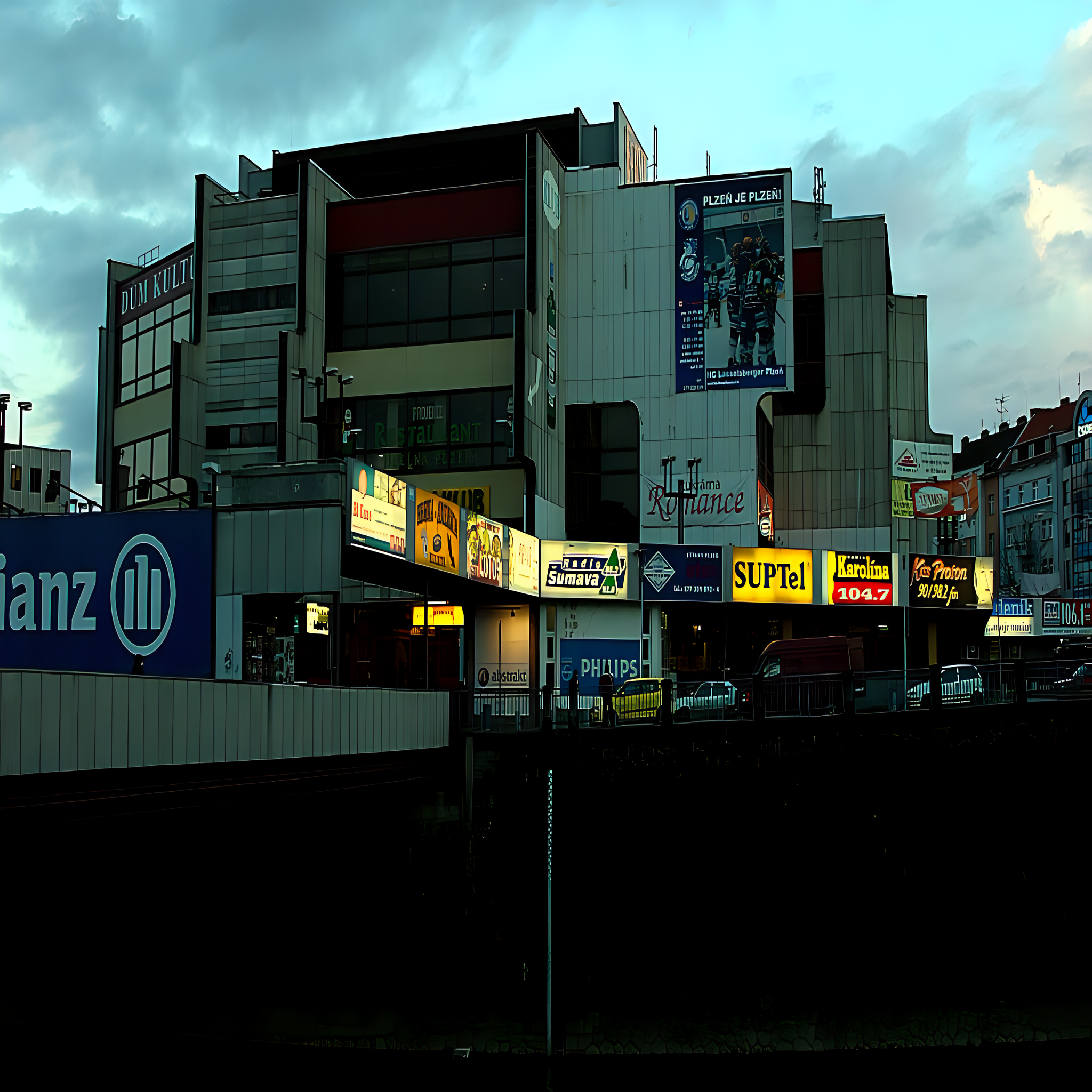 
<span>Dům kultury Inwest</span>
